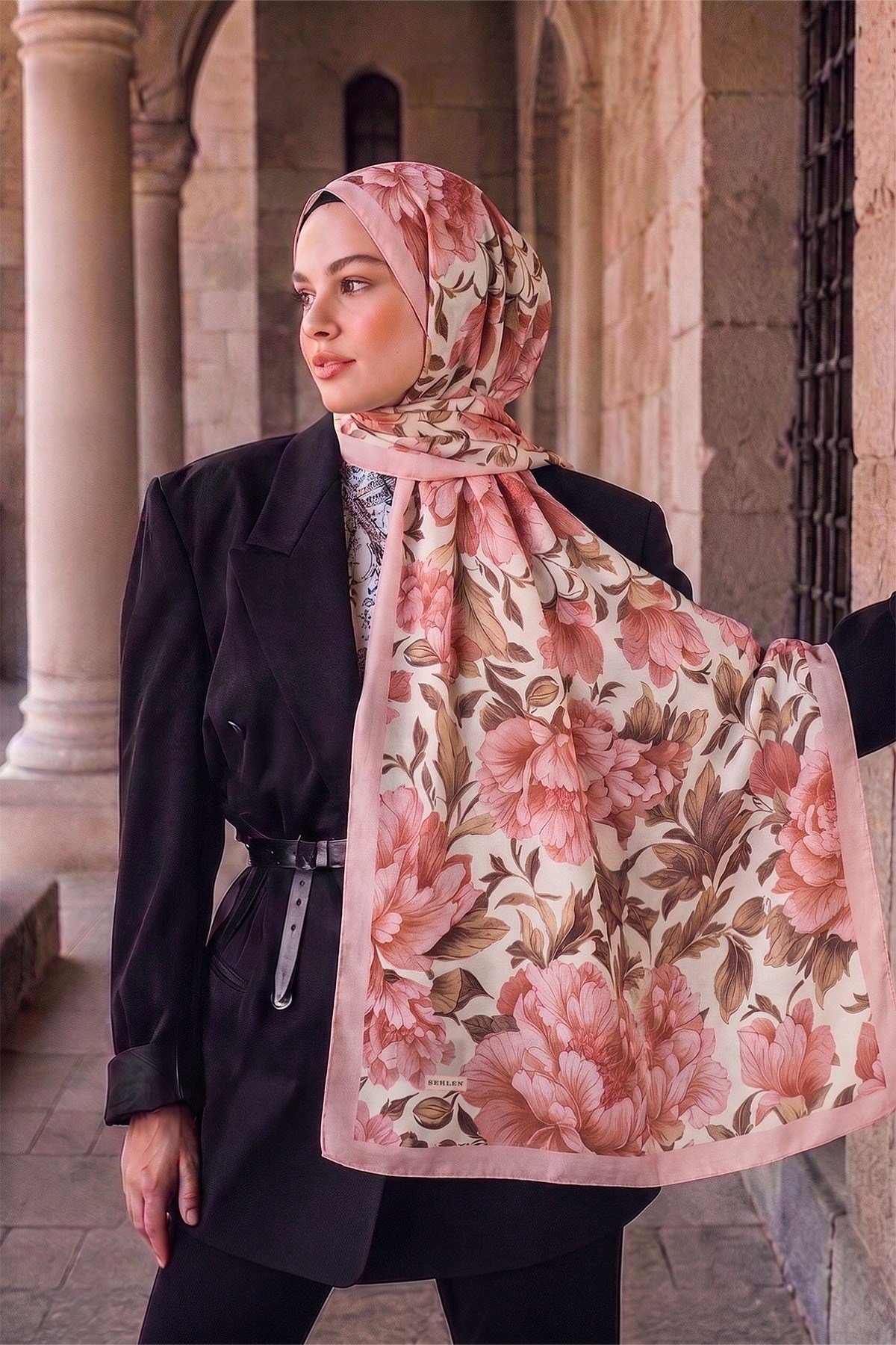 Perla Şakayık Bahçesi Desenli Şal - Pudra