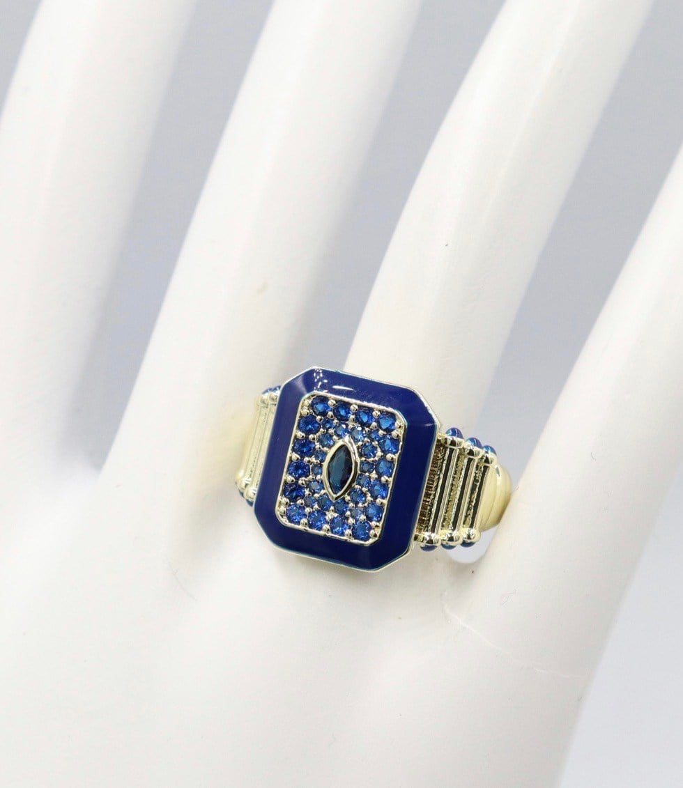 Aura Sapphire