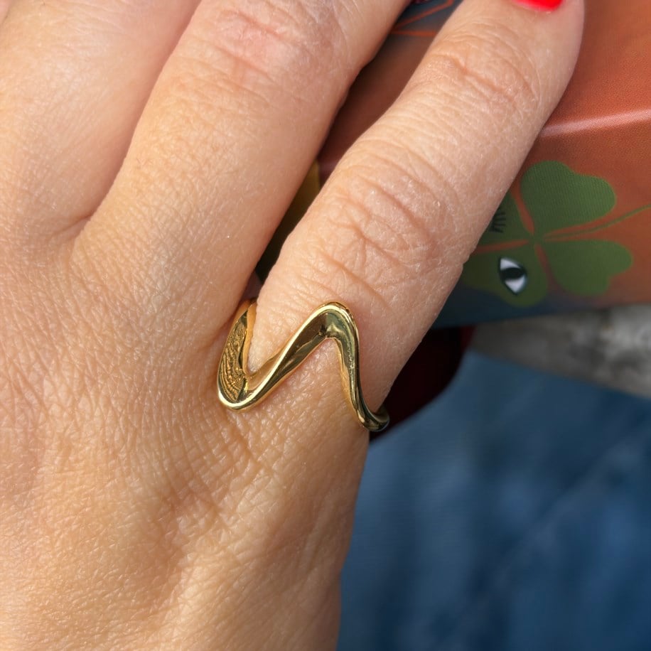 Golden Wave Ring