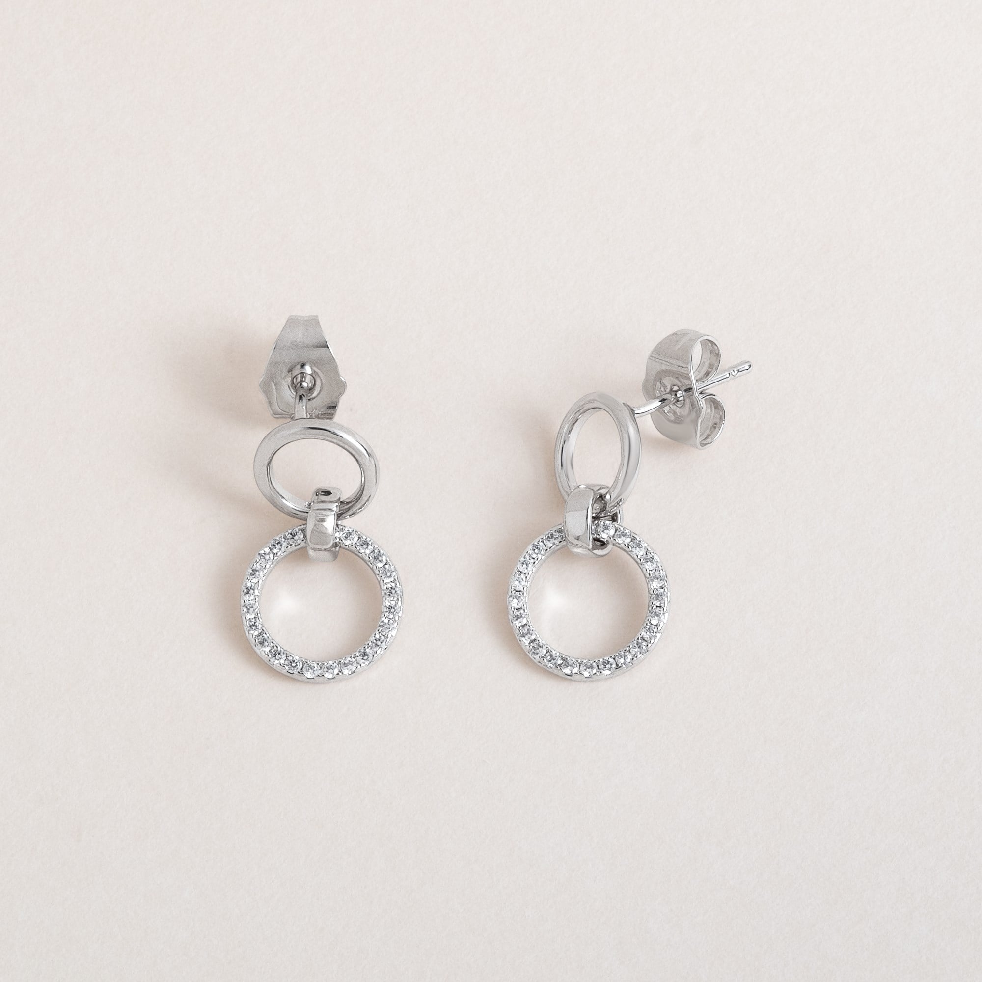 Linked Circle Sparkle Earrings