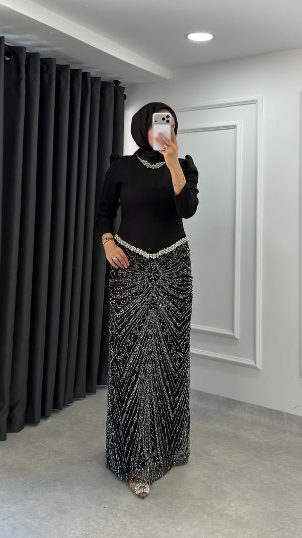 Pervin Abiye | Siyah
