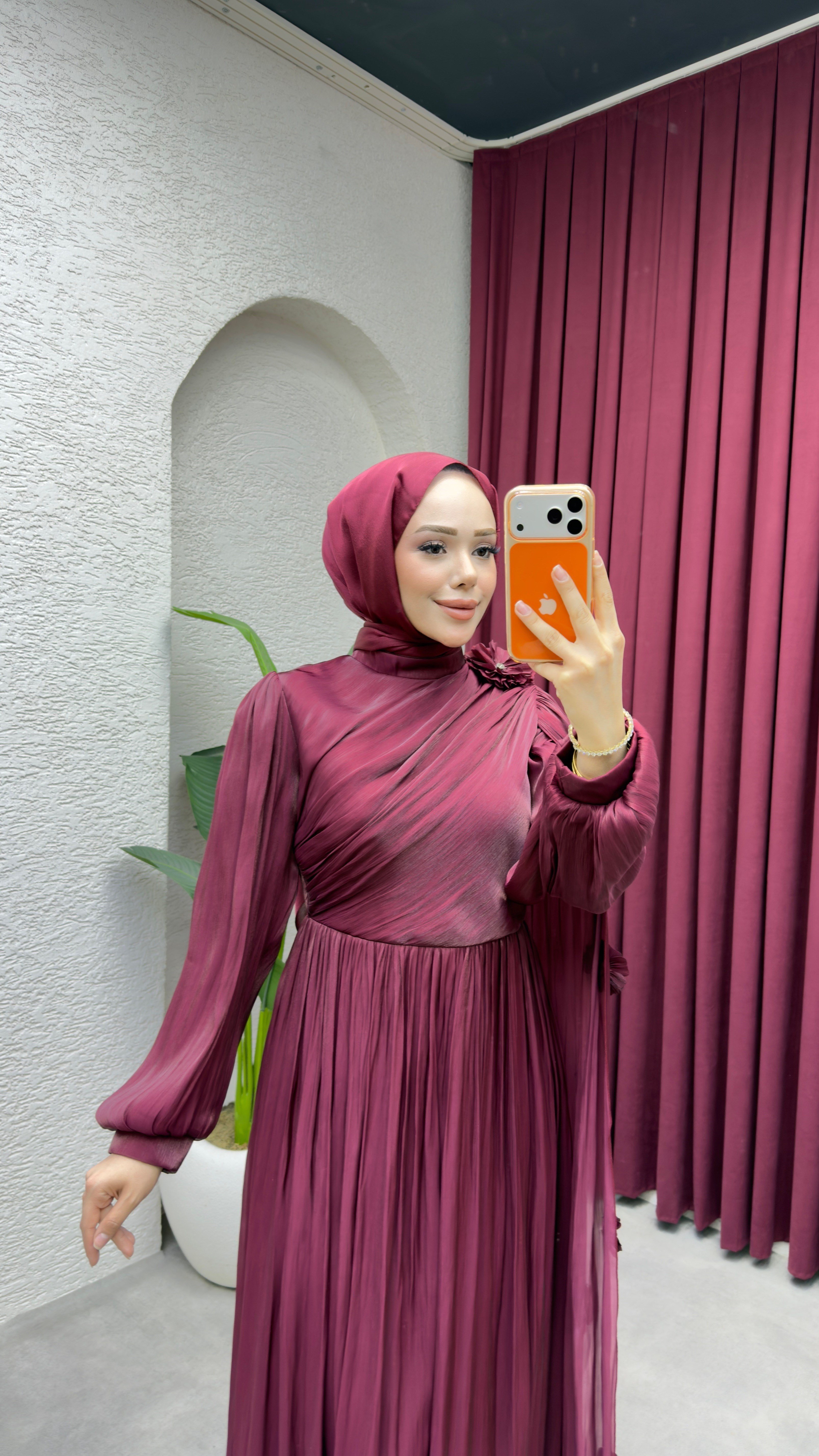 Milena Janjan Abiye 8091 Bordo