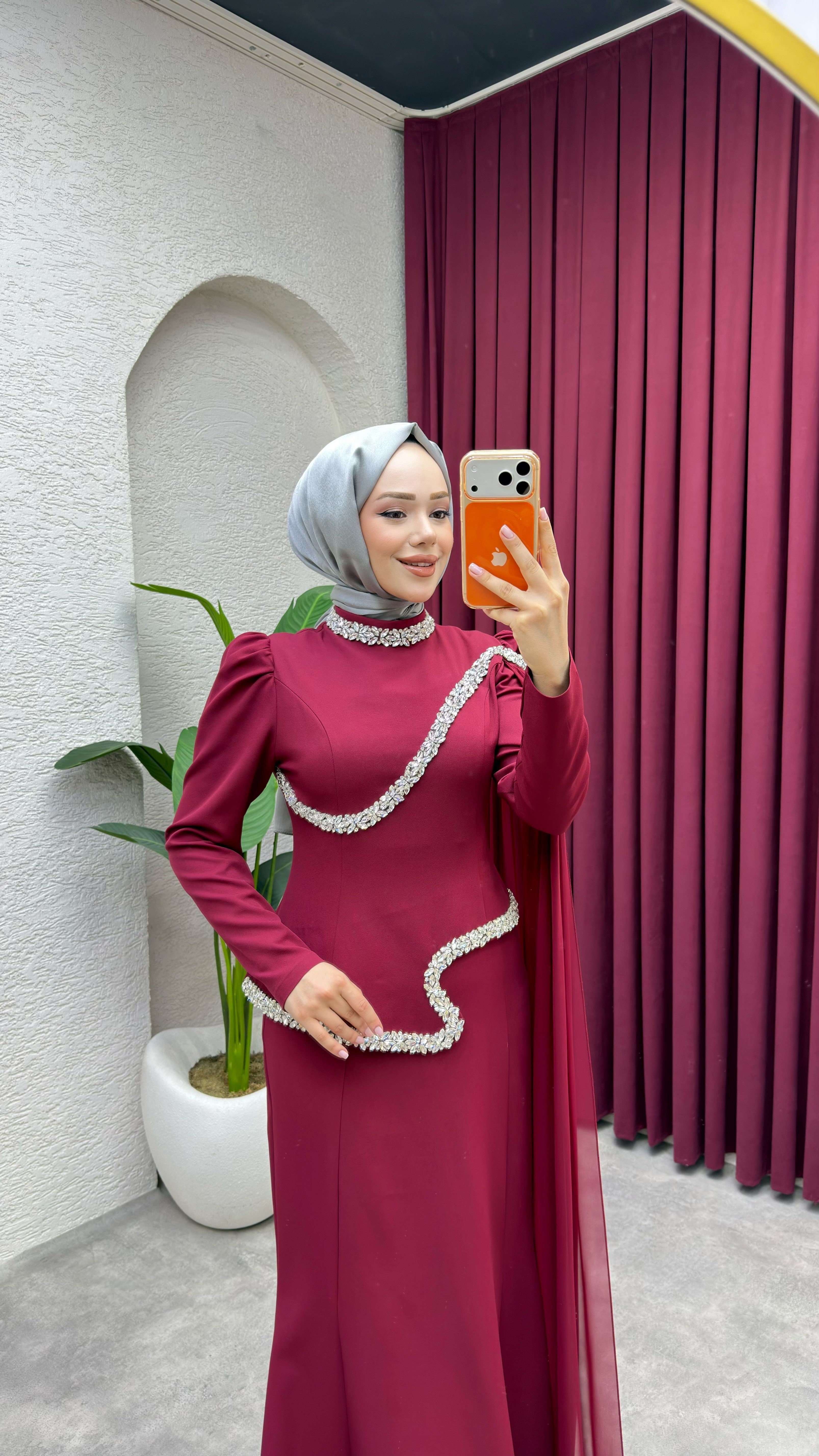 Yasmin Pelerinli Balık Abiye 1021 Bordo