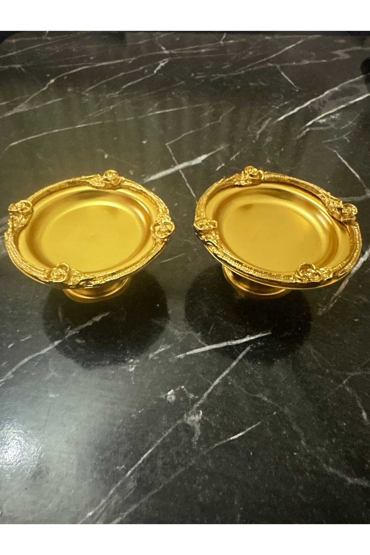 2'li Gold Metal Kaplama Kahve Yanı Lokumluk-Ayaklı, Şık Sunumluk- Kahve Yanı Lokumluk