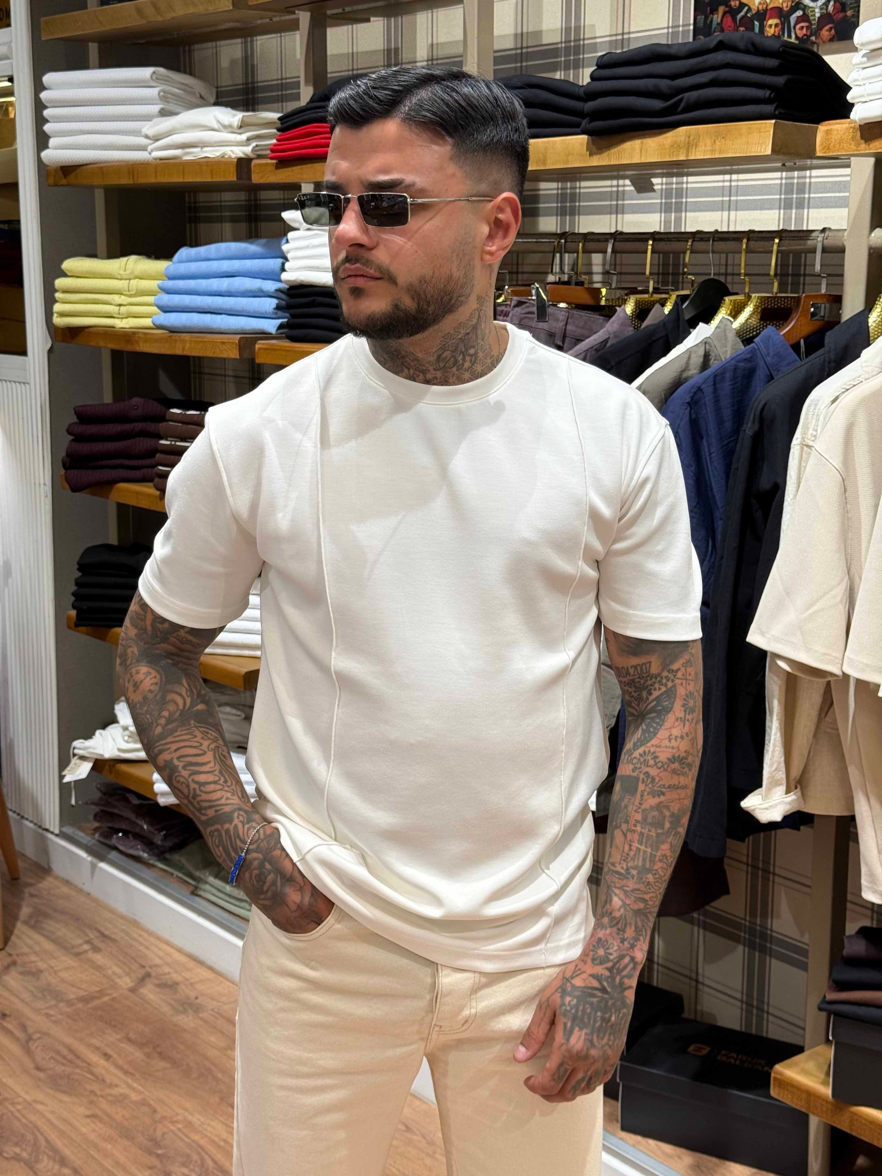 Ekru Regular Fit Tişört