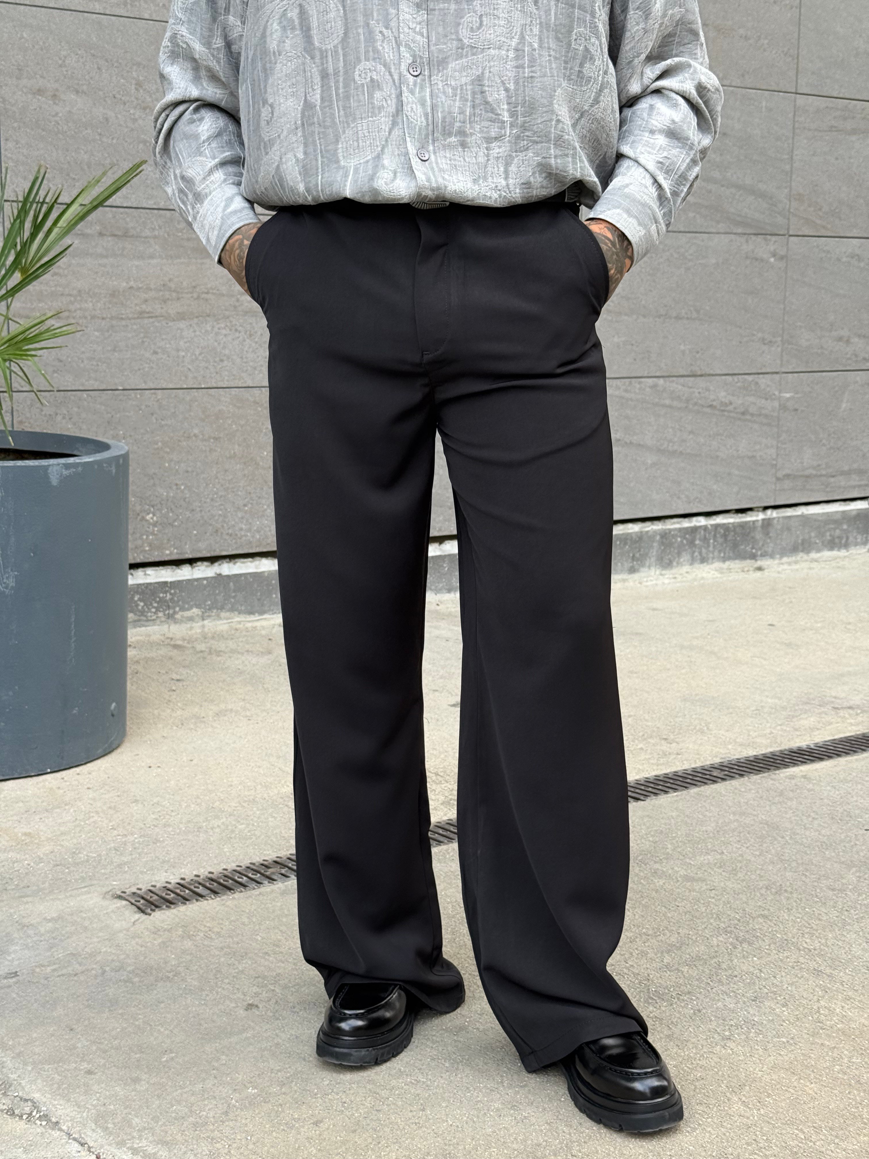 ÖZEL TASARIM ESPANYOL PAÇA SİYAH KUMAŞ PANTALON