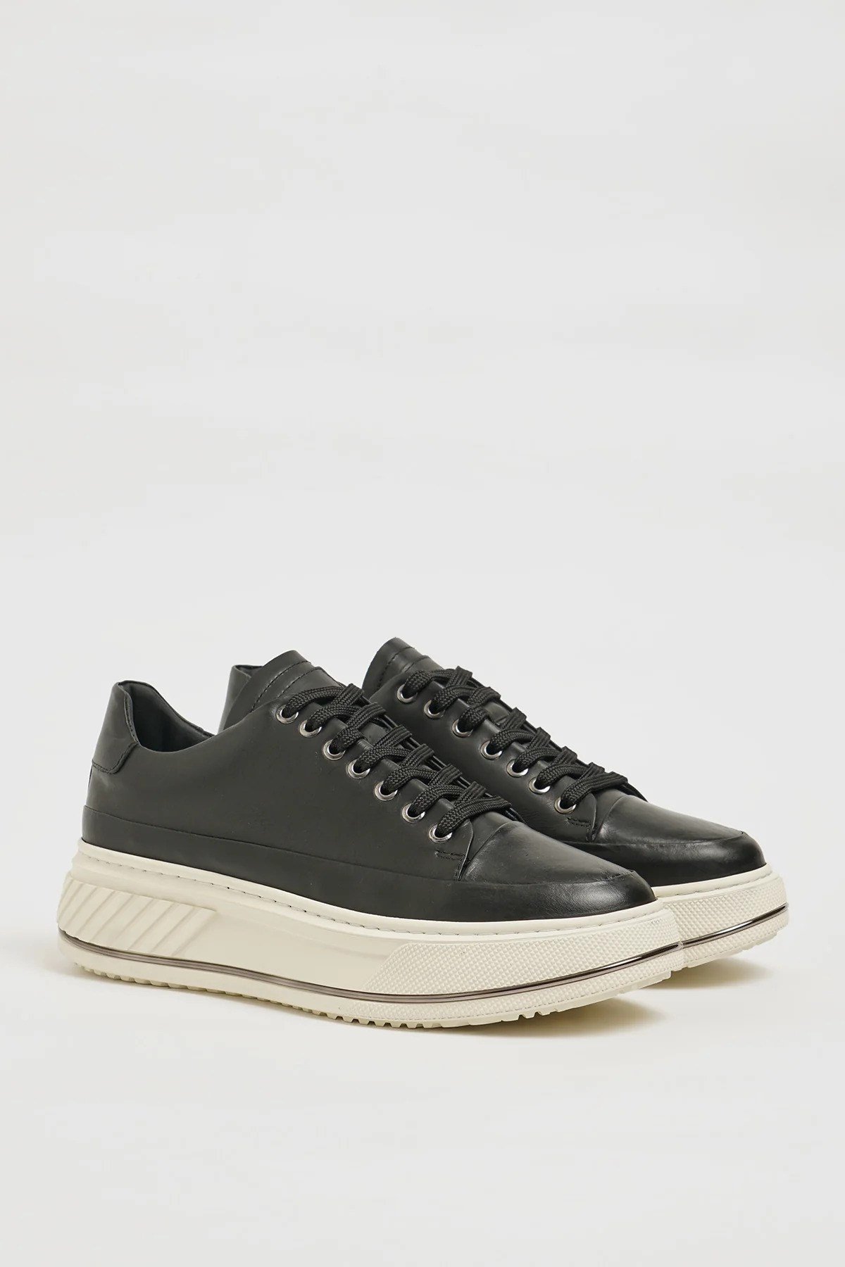 Sebastian Model İthal Taban Hakiki Deri Sneaker Ayakkabı - SİYAH