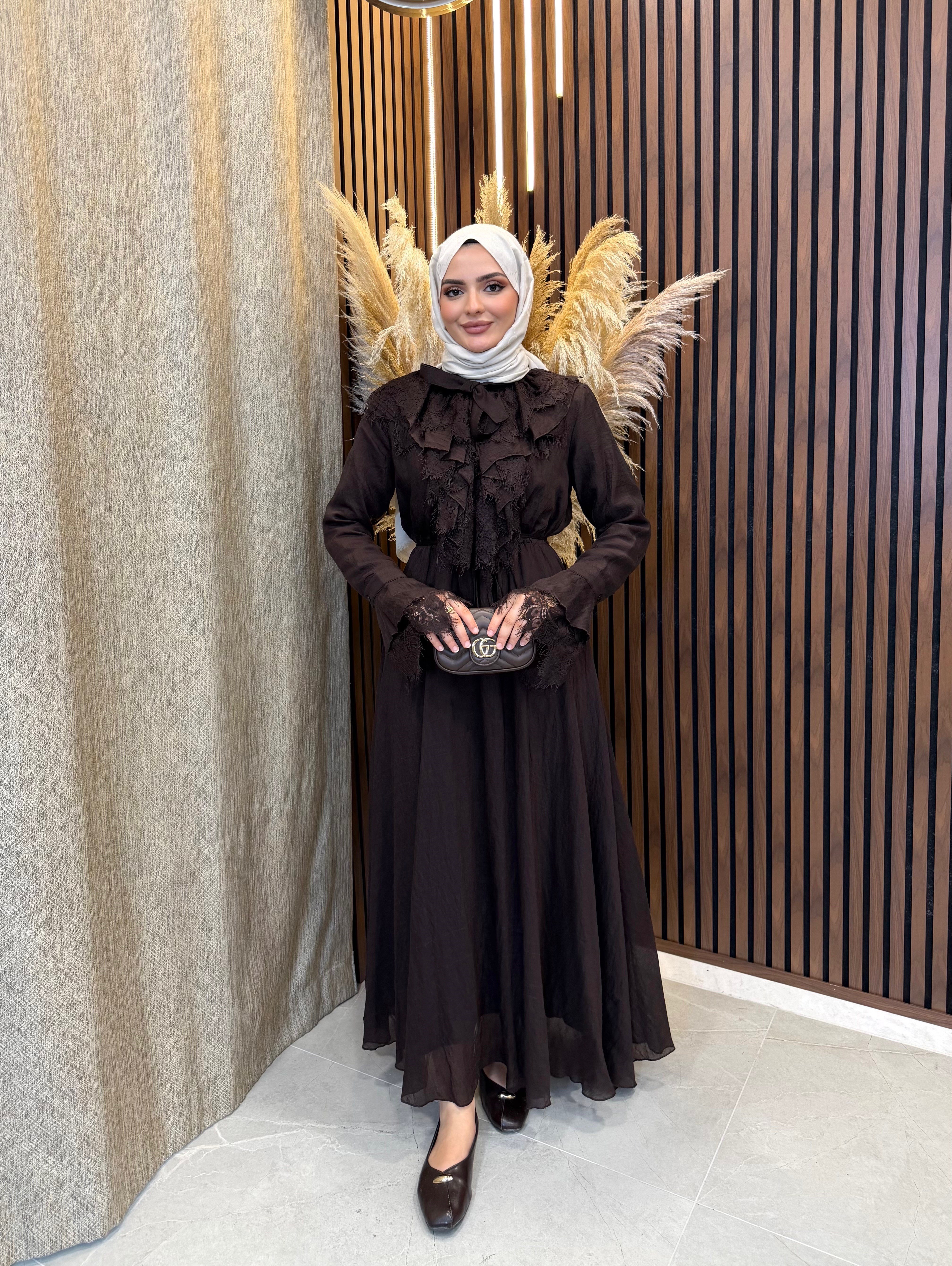 Tana Dantel Detaylı Elbise | Kahverengi
