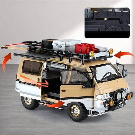 1:24 Mitsubishi Delica Off Road MPV Diecast Alloy Metal Car