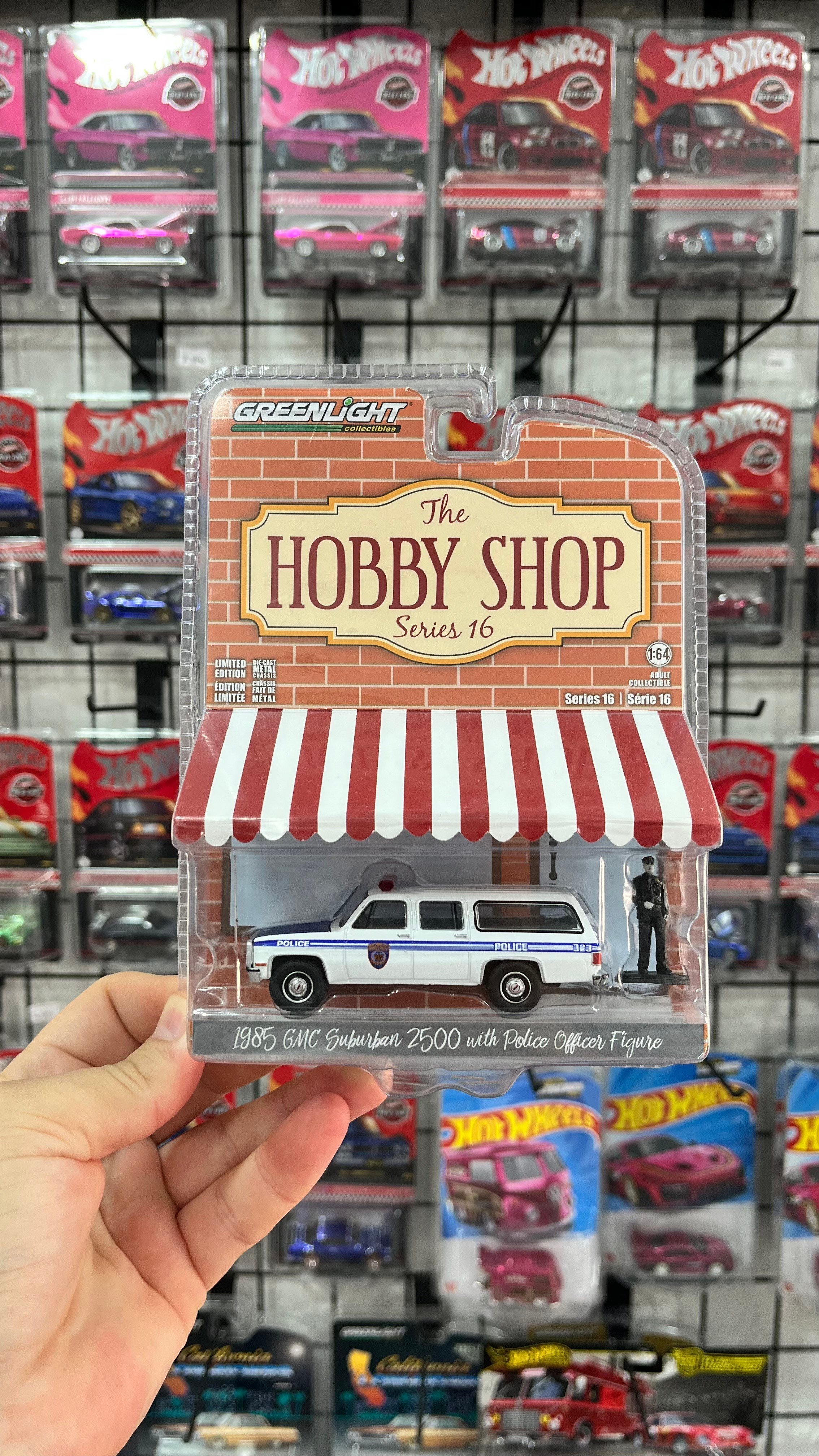 Greenlight 1/64 1985 GMC - Figürlü - Polis
