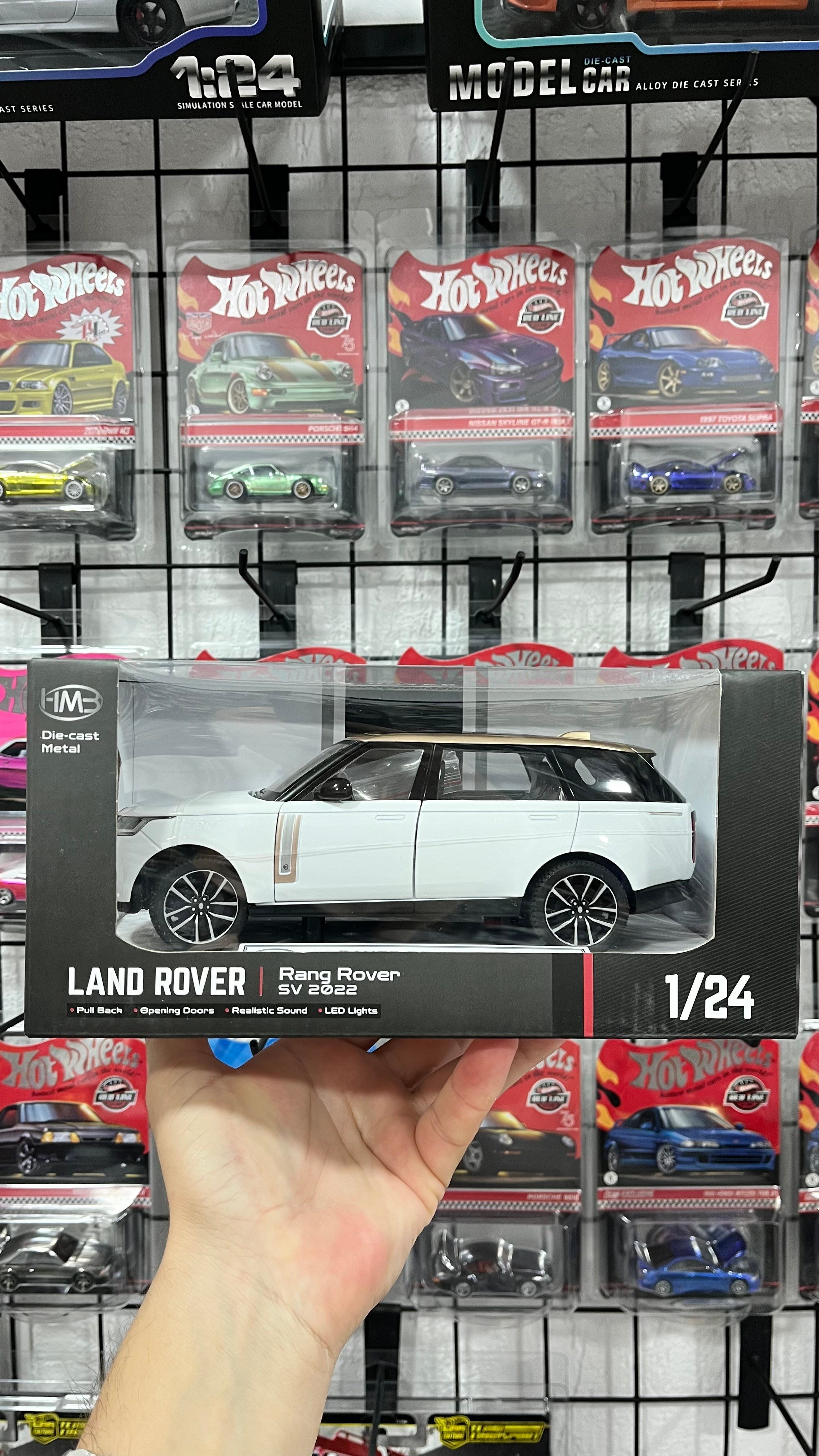 HMB 1/24 Range Rover SUV Car Model 