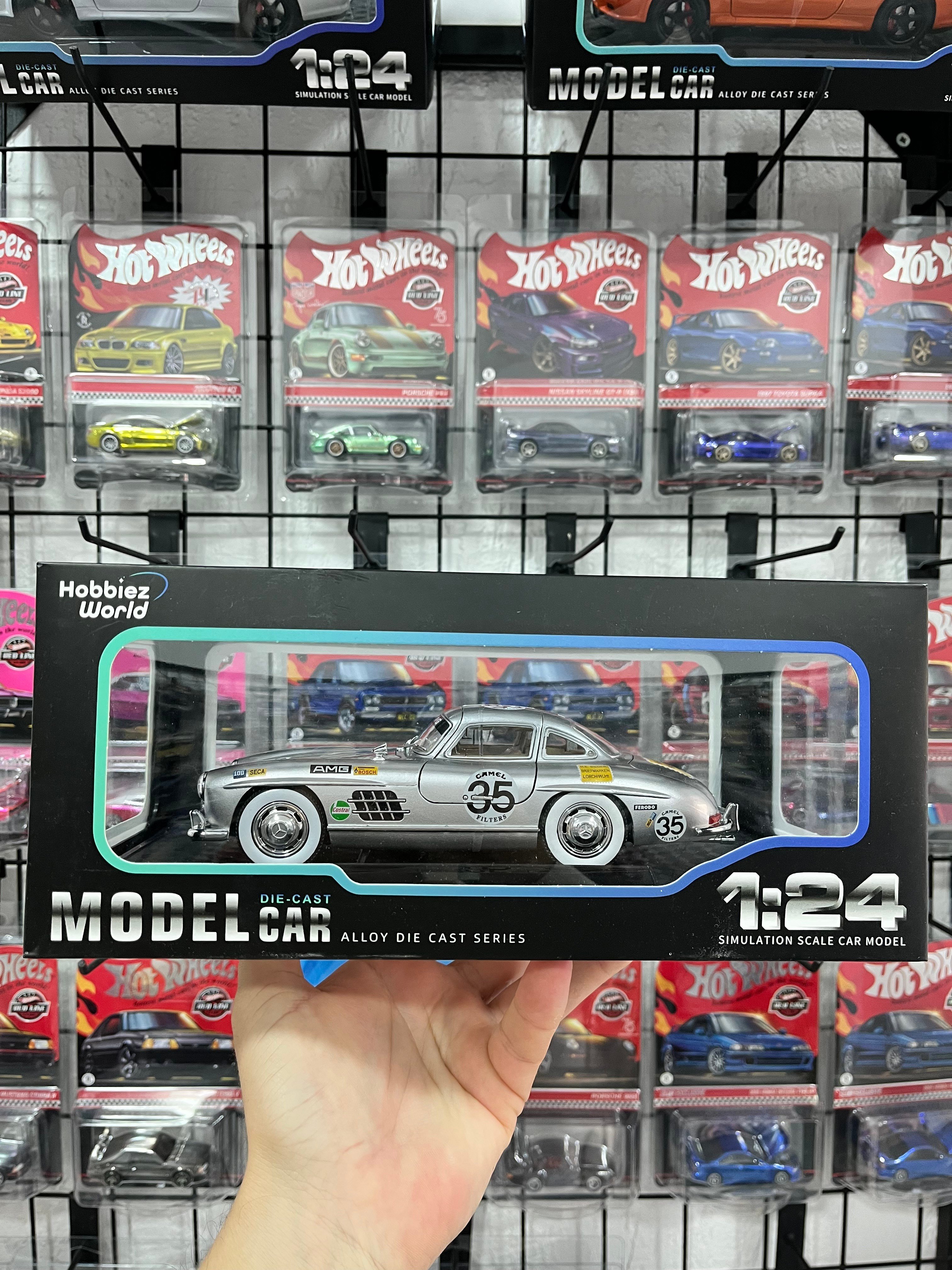 Hobbiez 1/24 Mercedes 