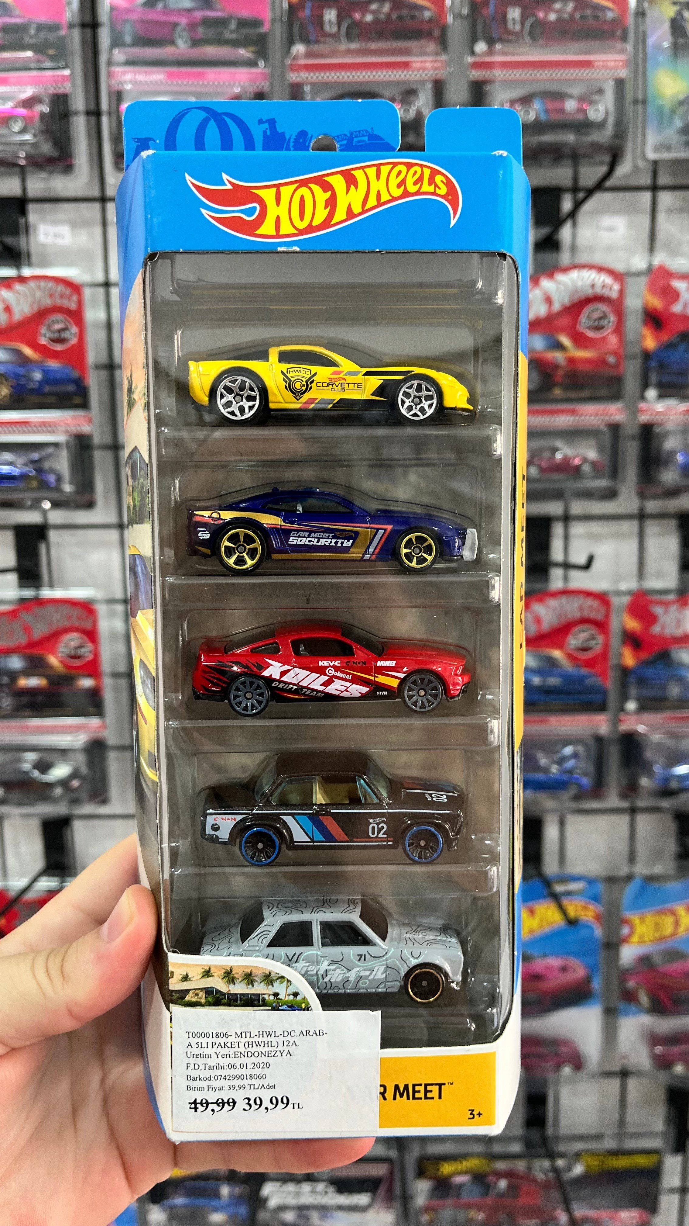 Hot Wheels  2019 CAR MEET 5'li Set - Yaşına Göre Kutu Hasarları Olabilir-Kapalı Ürün