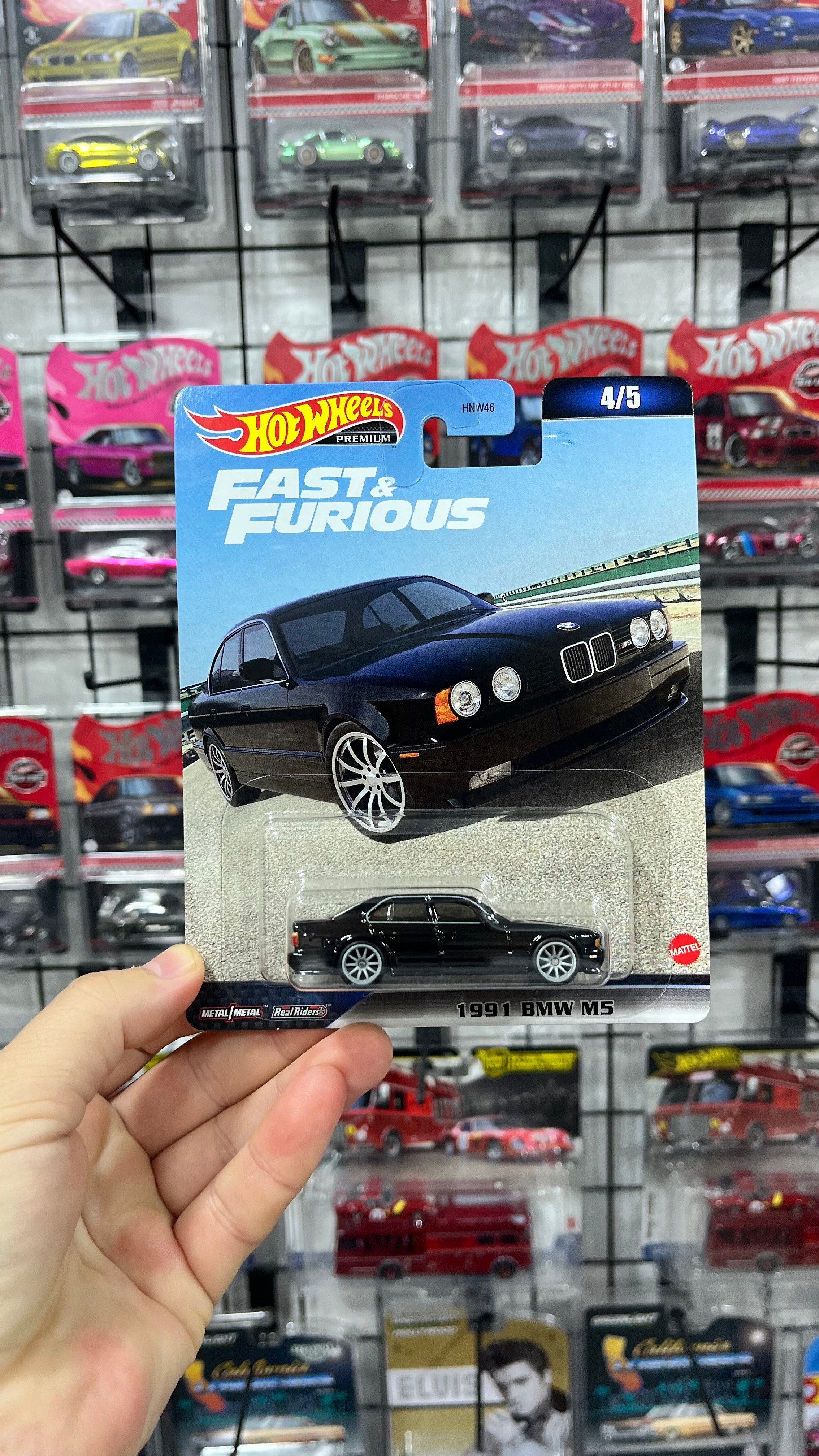 Hot Wheels Premium BMW 1991 M5