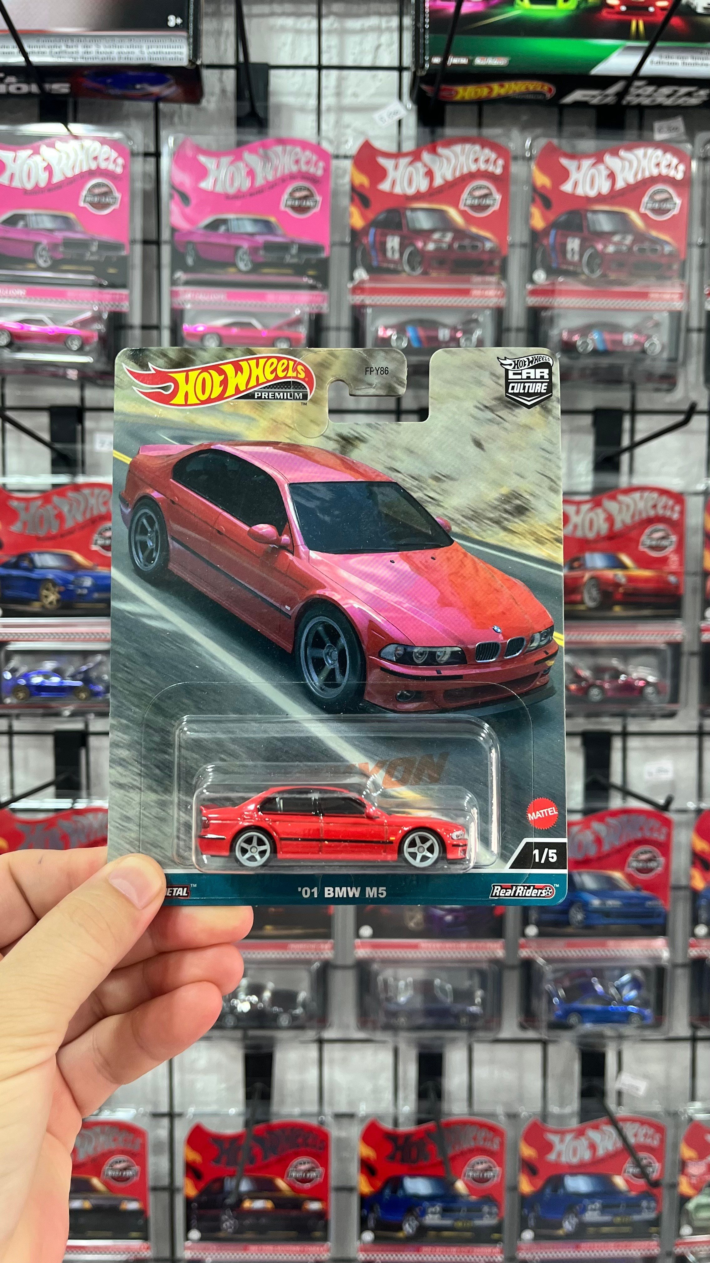 Hot Wheels Premium BMW M5 