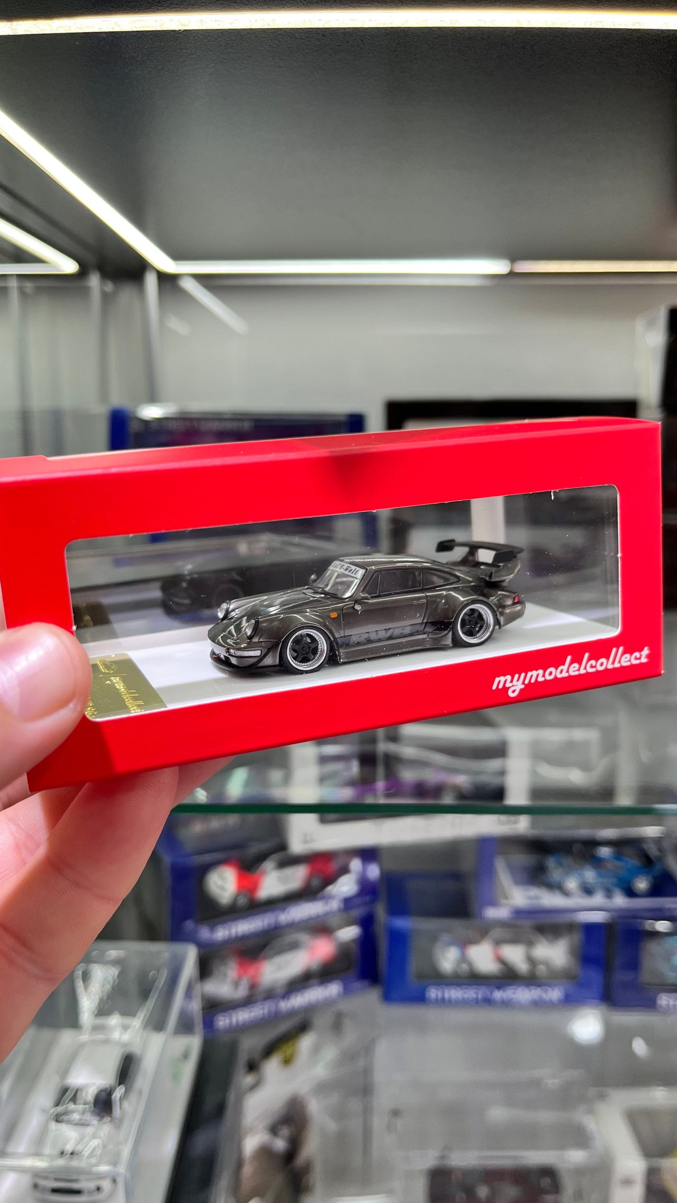 Model Collect -MC 1/64 Porsche RWB 964 (High Wing) Chrome Bronze Brushed Livery