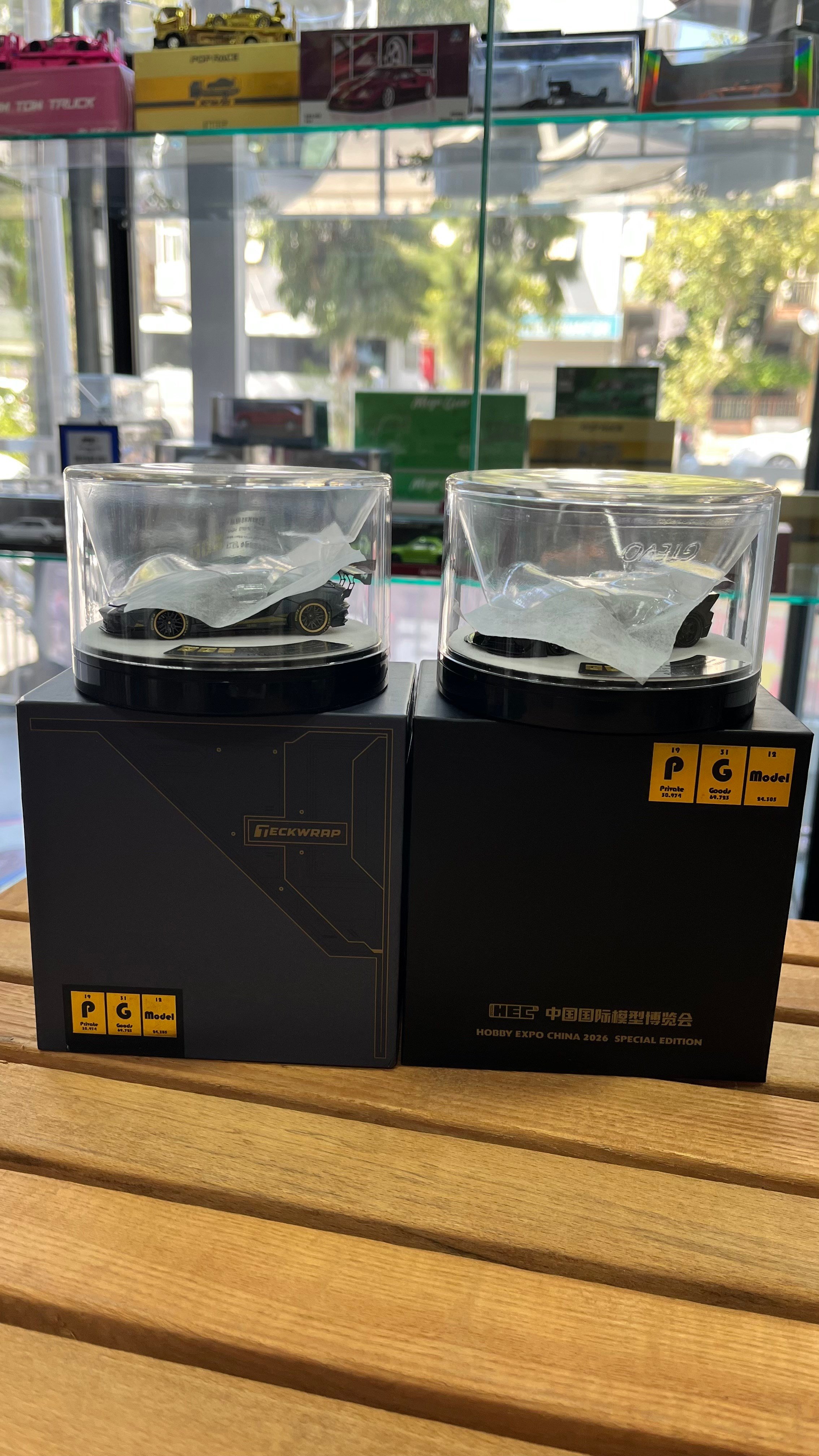 PGM HEC Fuarı Lamborghini 2 Adet 