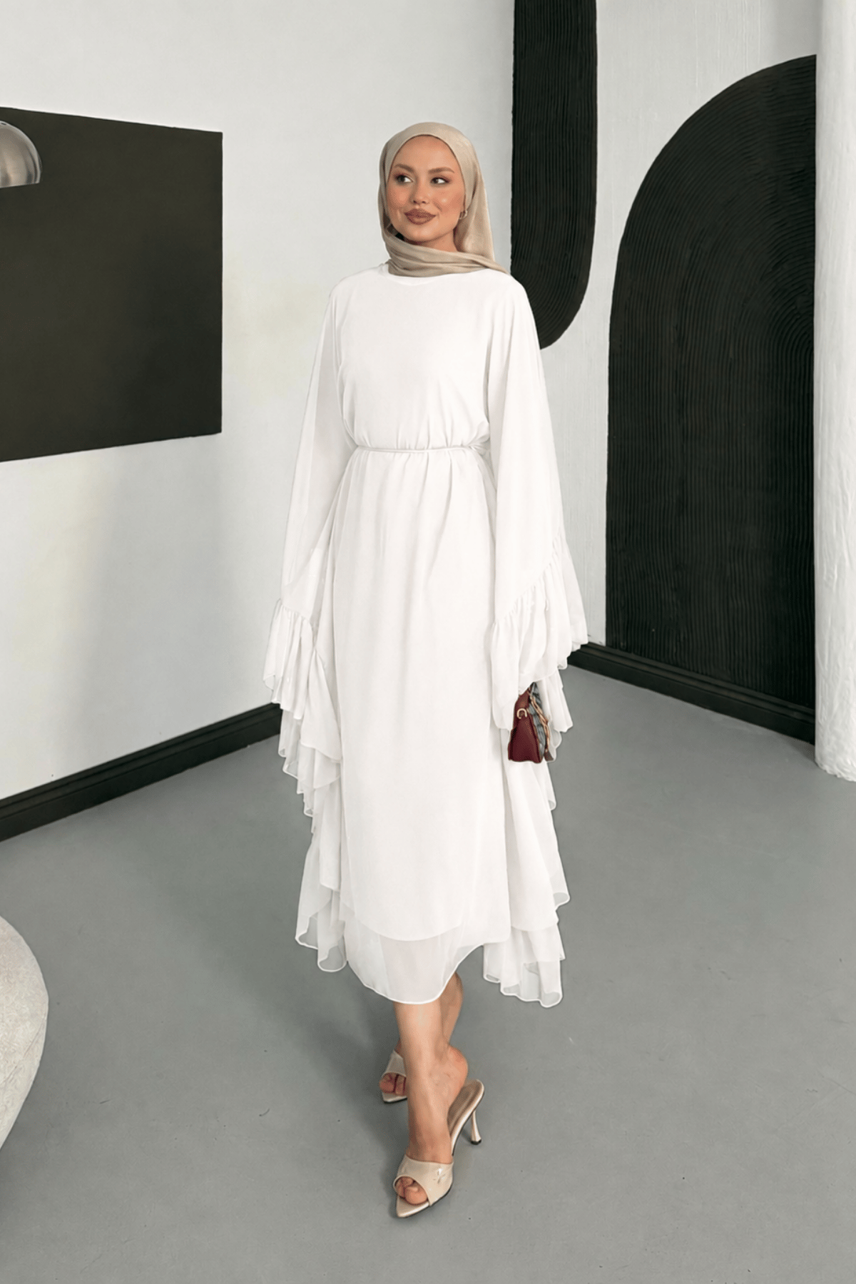 Mila Fırfırlı Şifon Abaya - Ekru