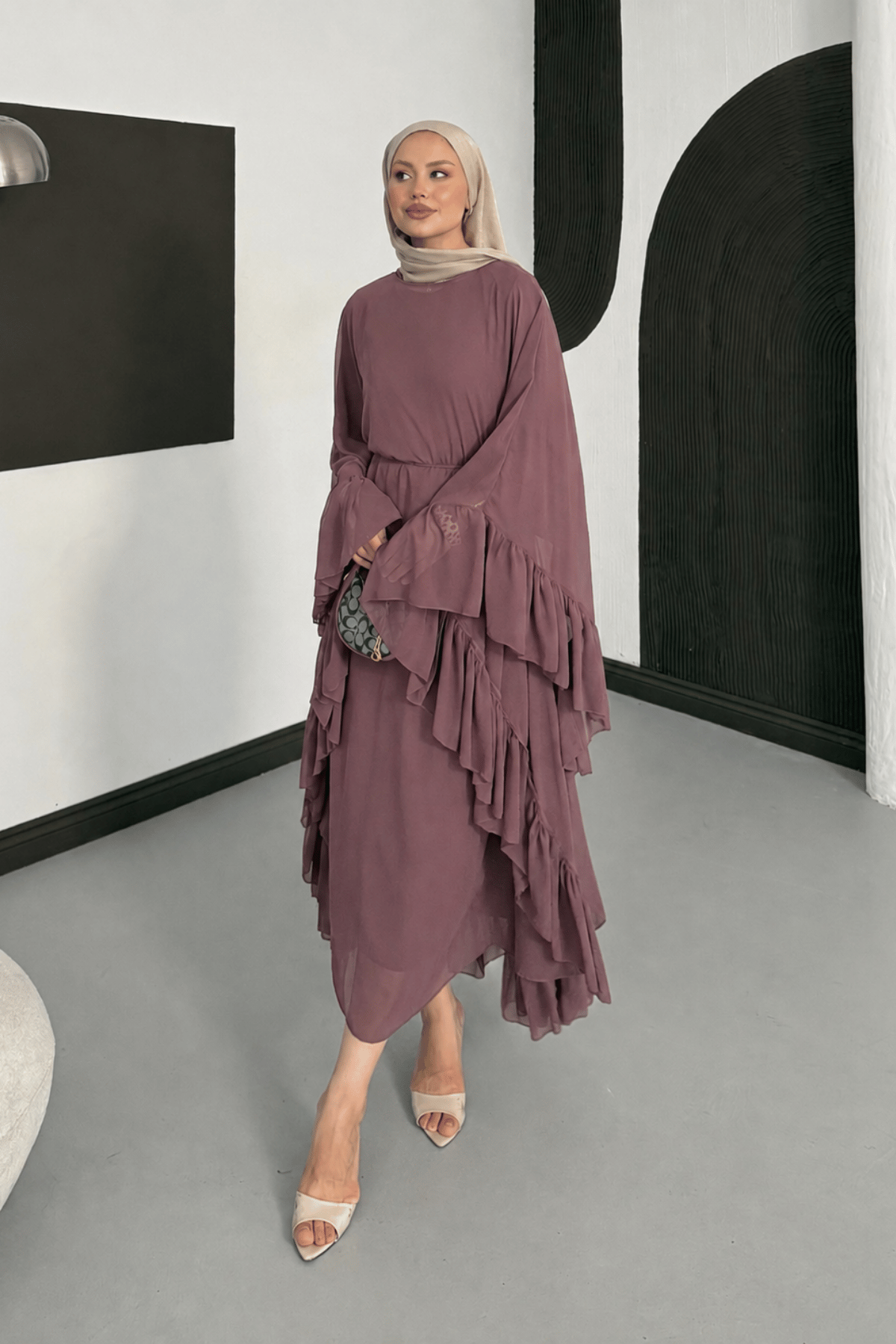 Mila Fırfırlı Şifon Abaya - Kahverengi