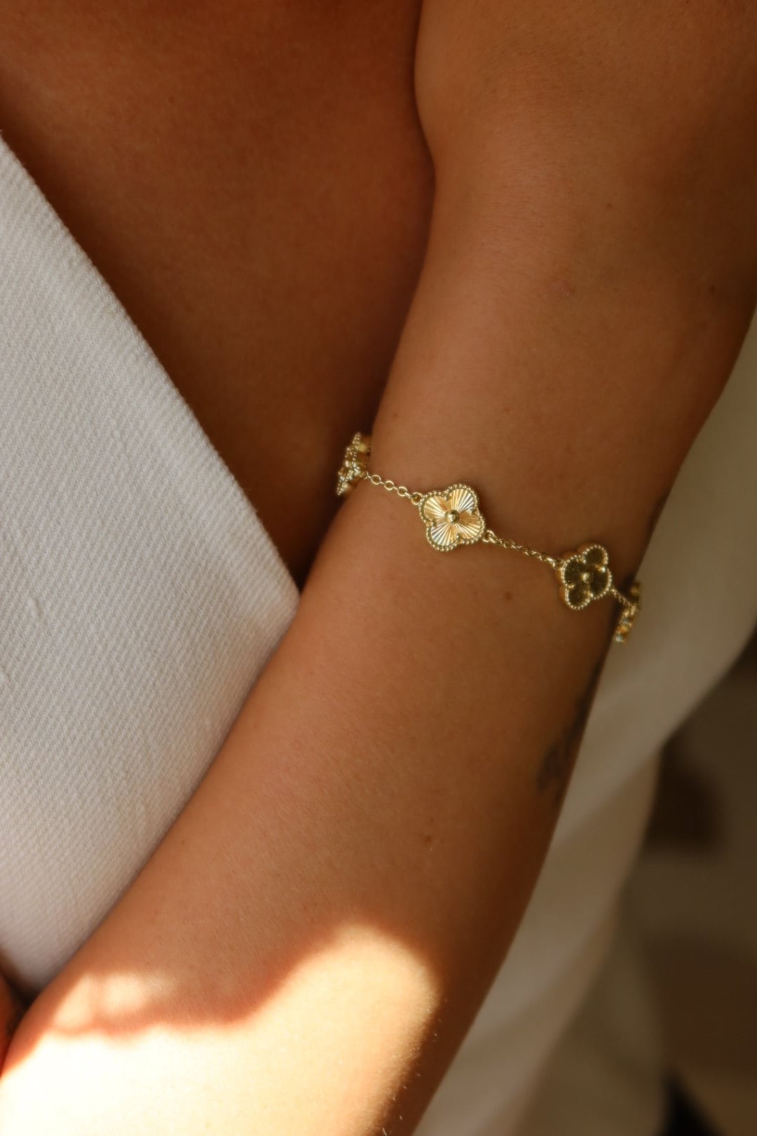 Vip Yonca Gold Bileklik
