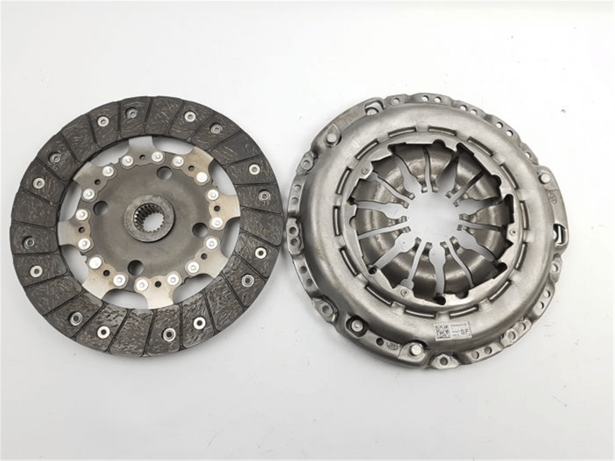 302055884R DEBRIYAJ SETI RULMANSIZ CAPTUR II 20>MEGANE IV 15> LODGY 12> DUSTER II 17> 1.5 BLUE DCI EURO 6 CLIO V 19> 1.3 TCE