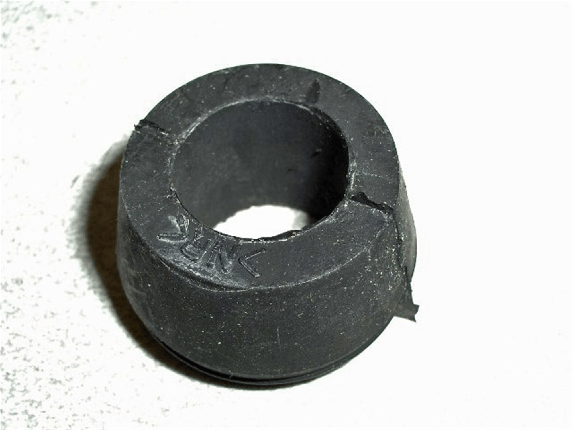 AMORİSÖR LASTİĞİ ARKA ALT/ÜST KONİK BESTA 2.2 D 90>98 BONGO 2.7 D 97>04