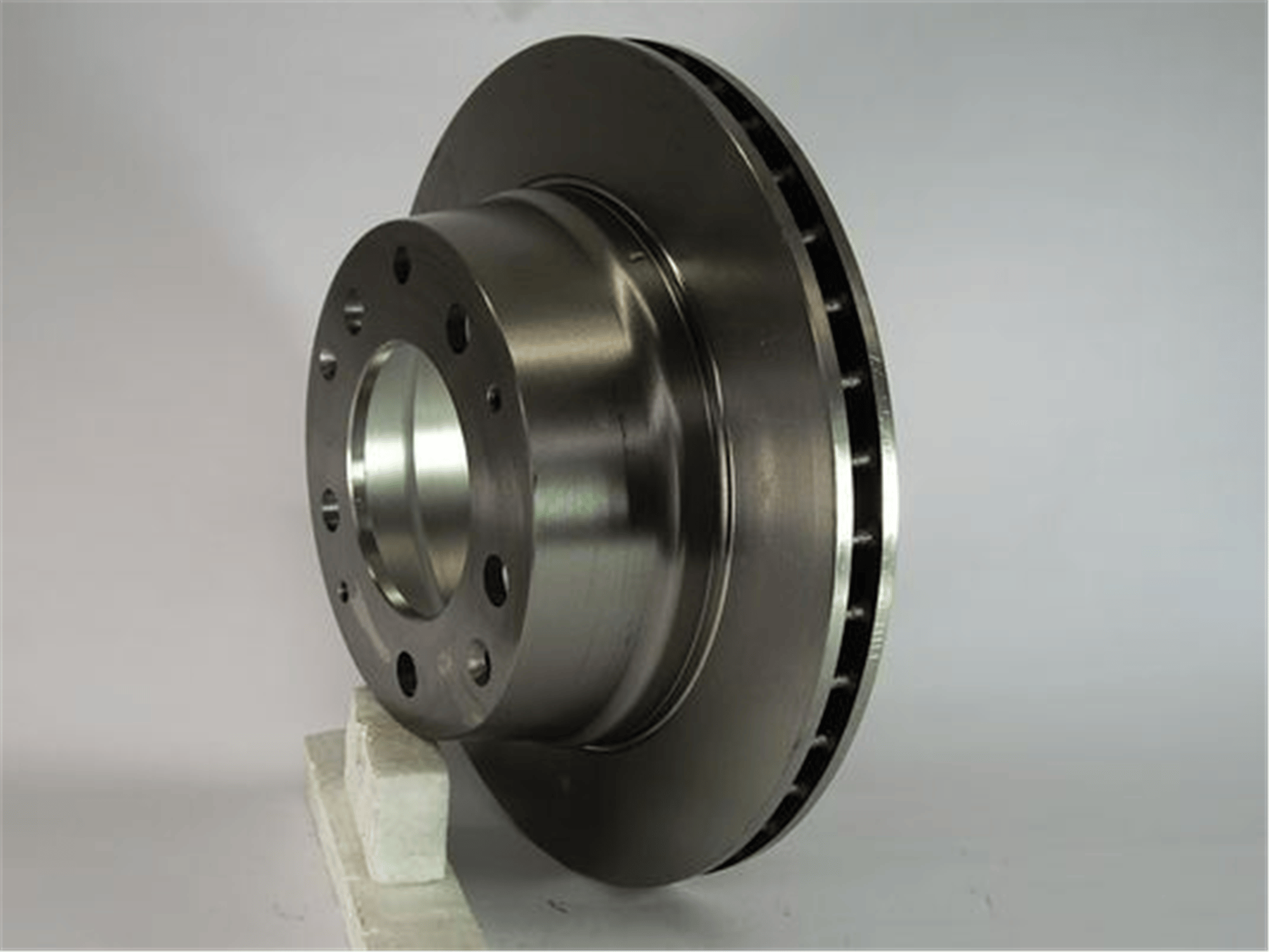FREN DİSKİ. ARKA. 290 /24-22.6 MM . HAVA KANALLI. KAPLAMALI. YÜKSEK KARBON ALAŞIMLI
