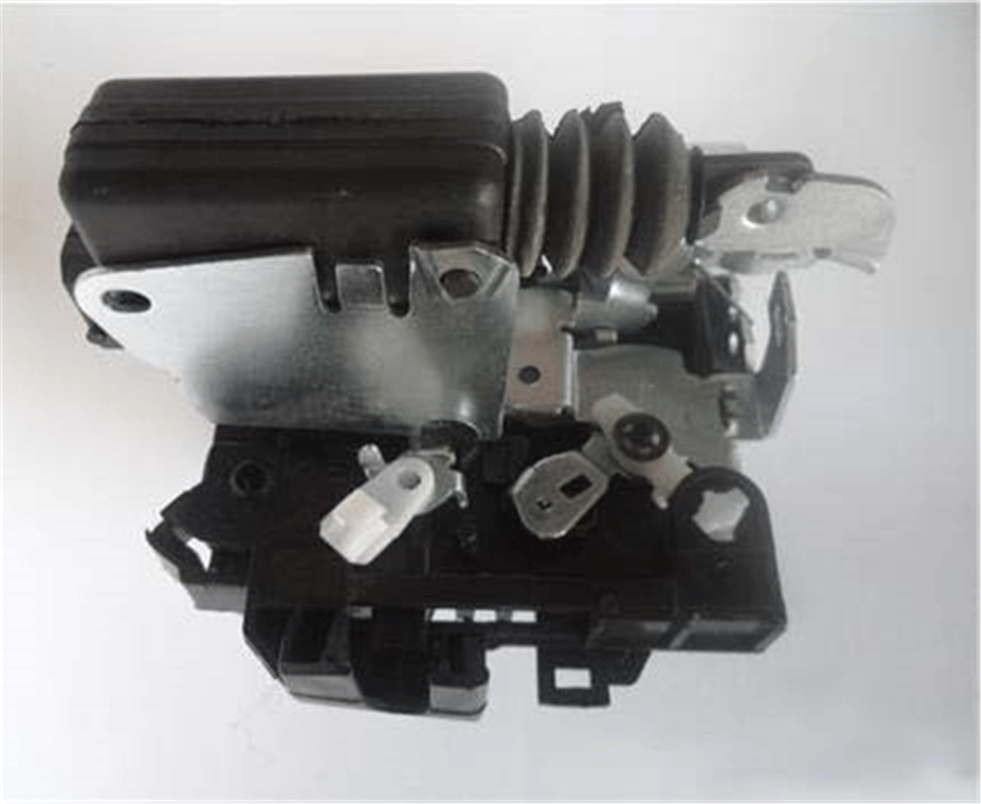 ÖN KAPI KİLİDİ ELEKTRİKLİ SOL CLIO 01-10