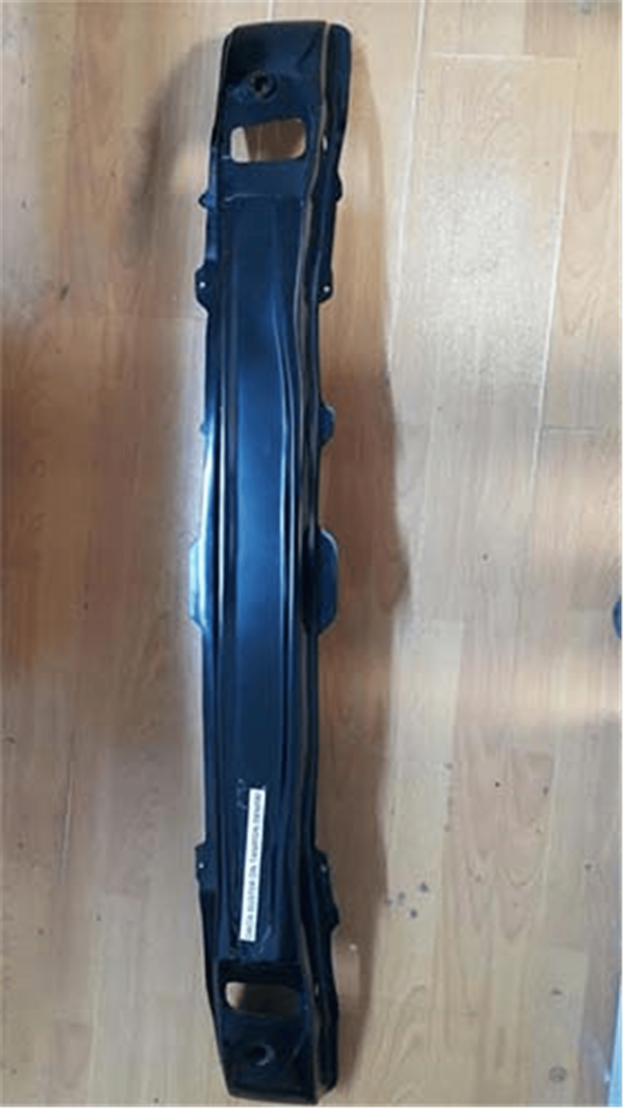 ÖN TAMPON DEMİRİ DACIA DUSTER