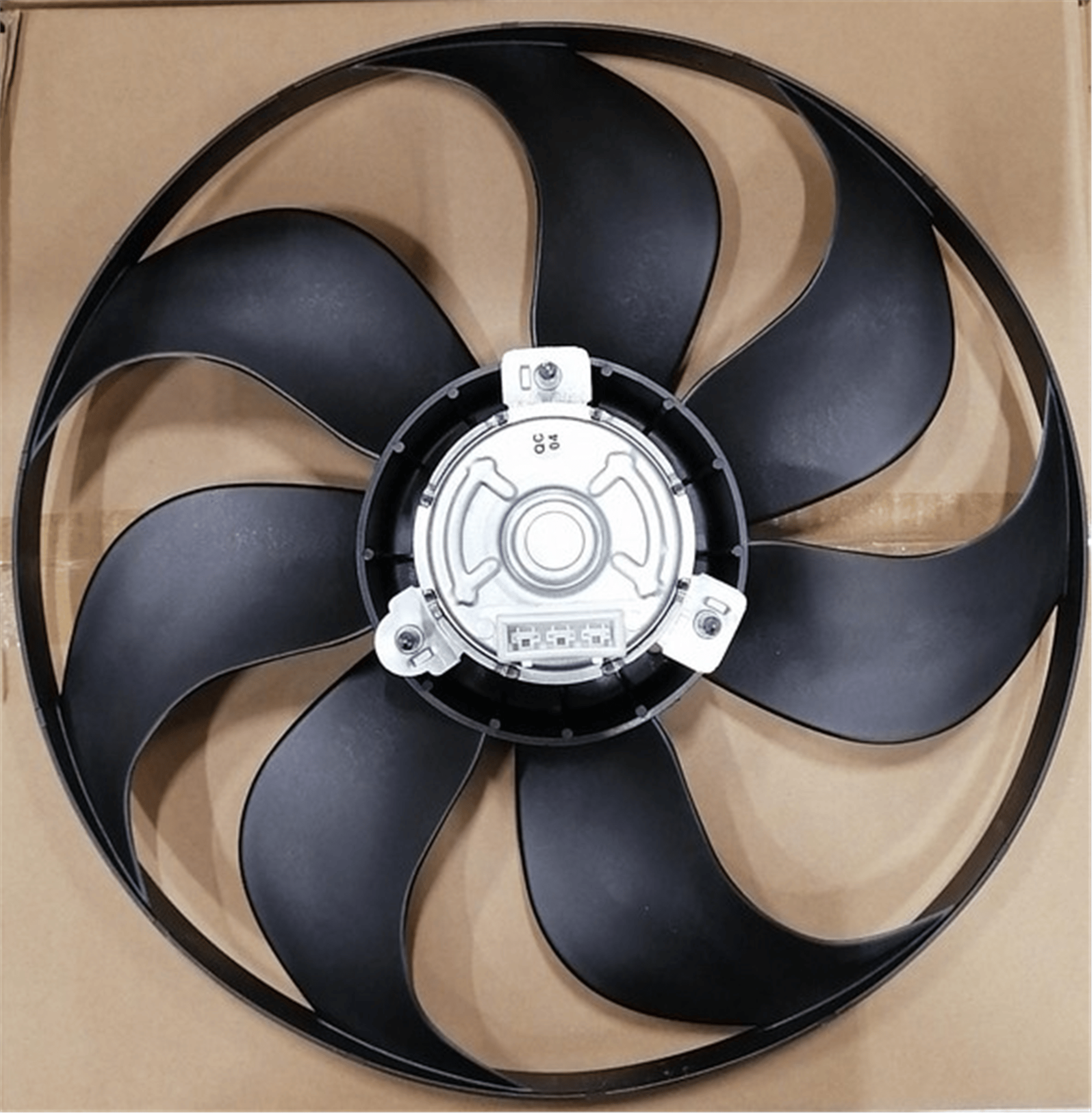 RADİATOR FAN POLO 1.4 1994-1999 TEK FAN