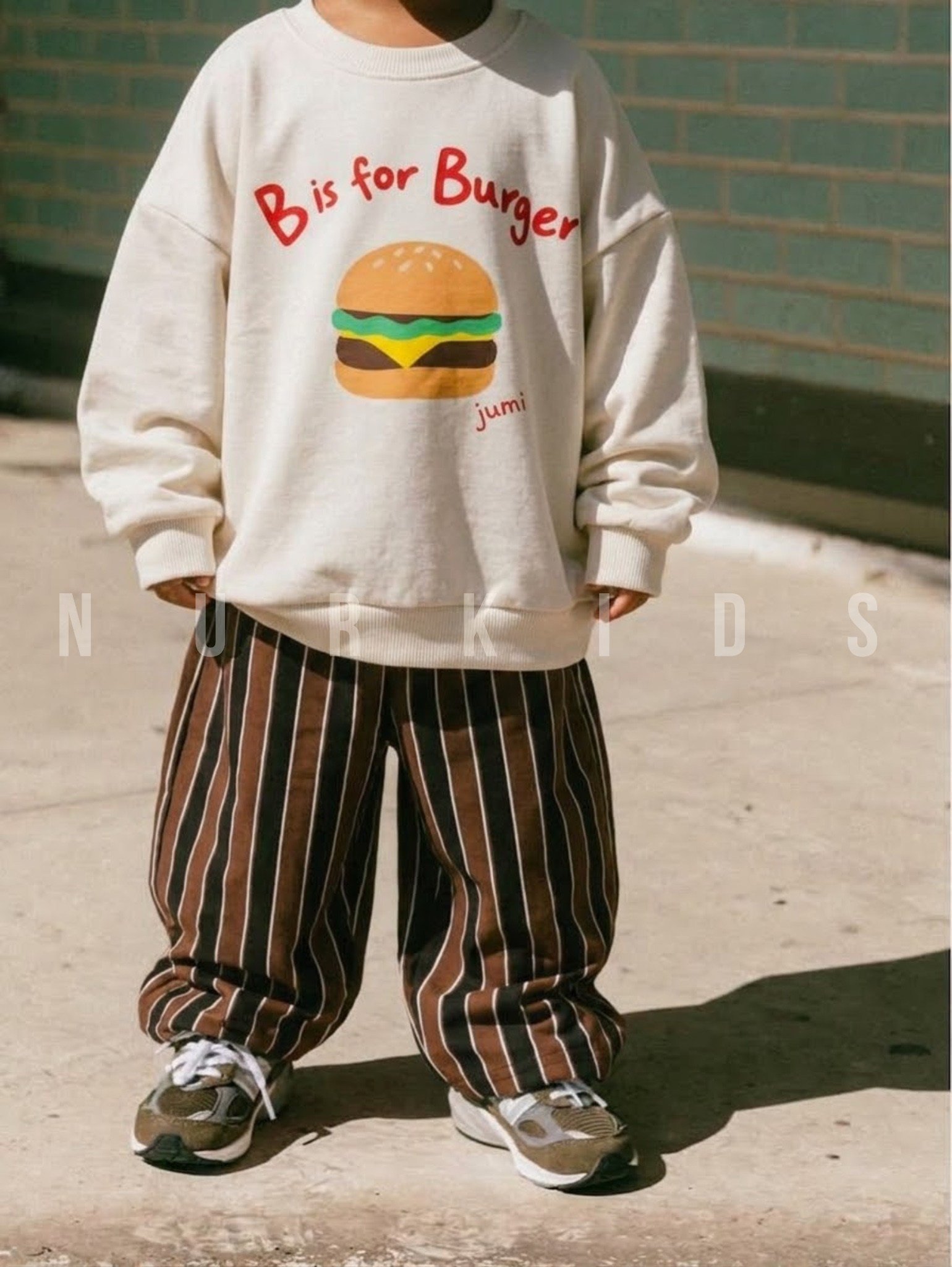 Hamburger baskılı takım