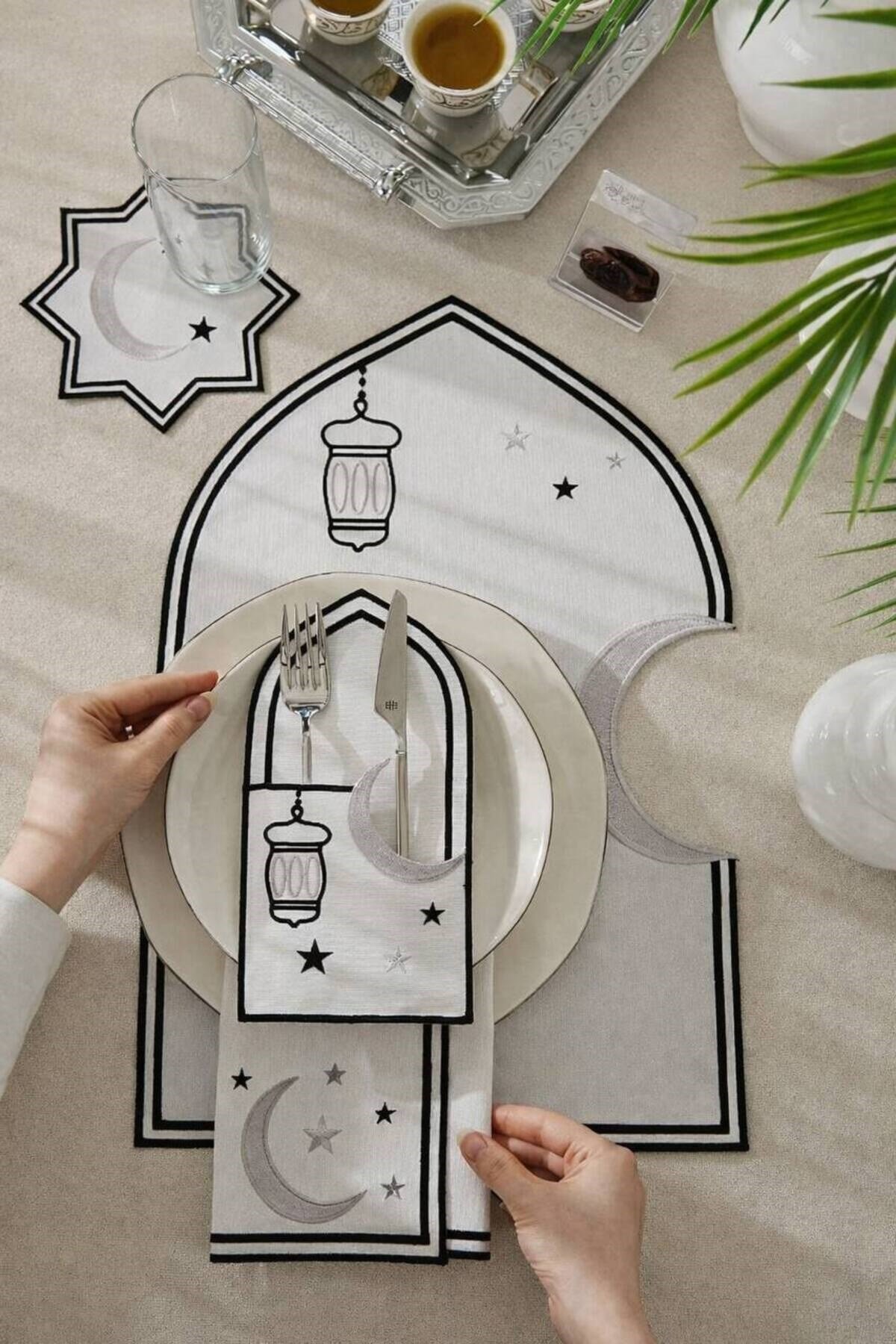 Ramazan Temalı Peçete Takımı 6 Kişilik 24 Parça Duck Kumaş Su itici (Siyah gümüş)