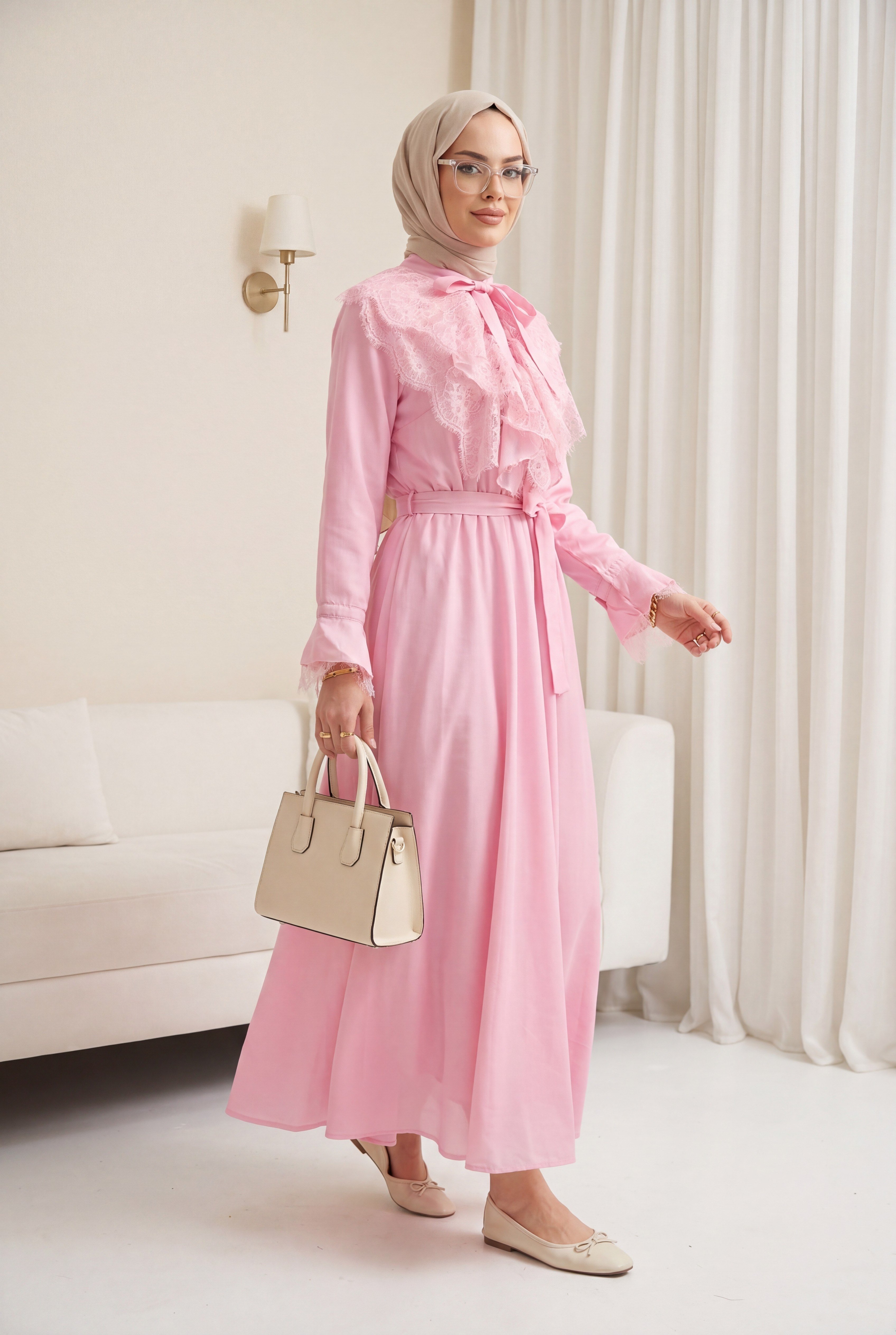 Beli Kuşaklı Lastikli Yarım Düğmeli Yakası Bağlamalı Fırfırlı Astarlı Cupra Elbise     -Pembe