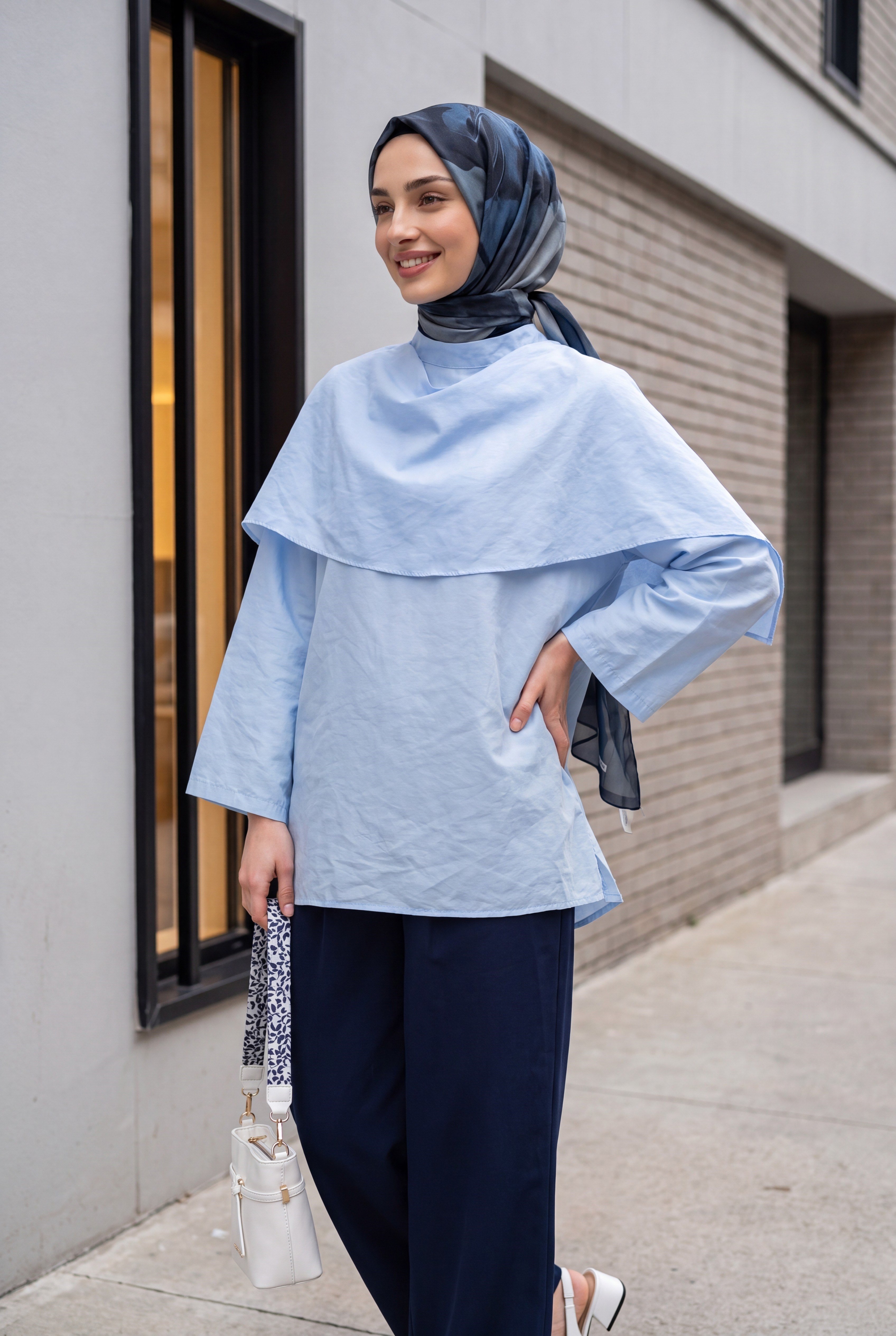 Çıkarılabilir Pelerinli Oversize Modal Tunik  -Bebe Mavi
