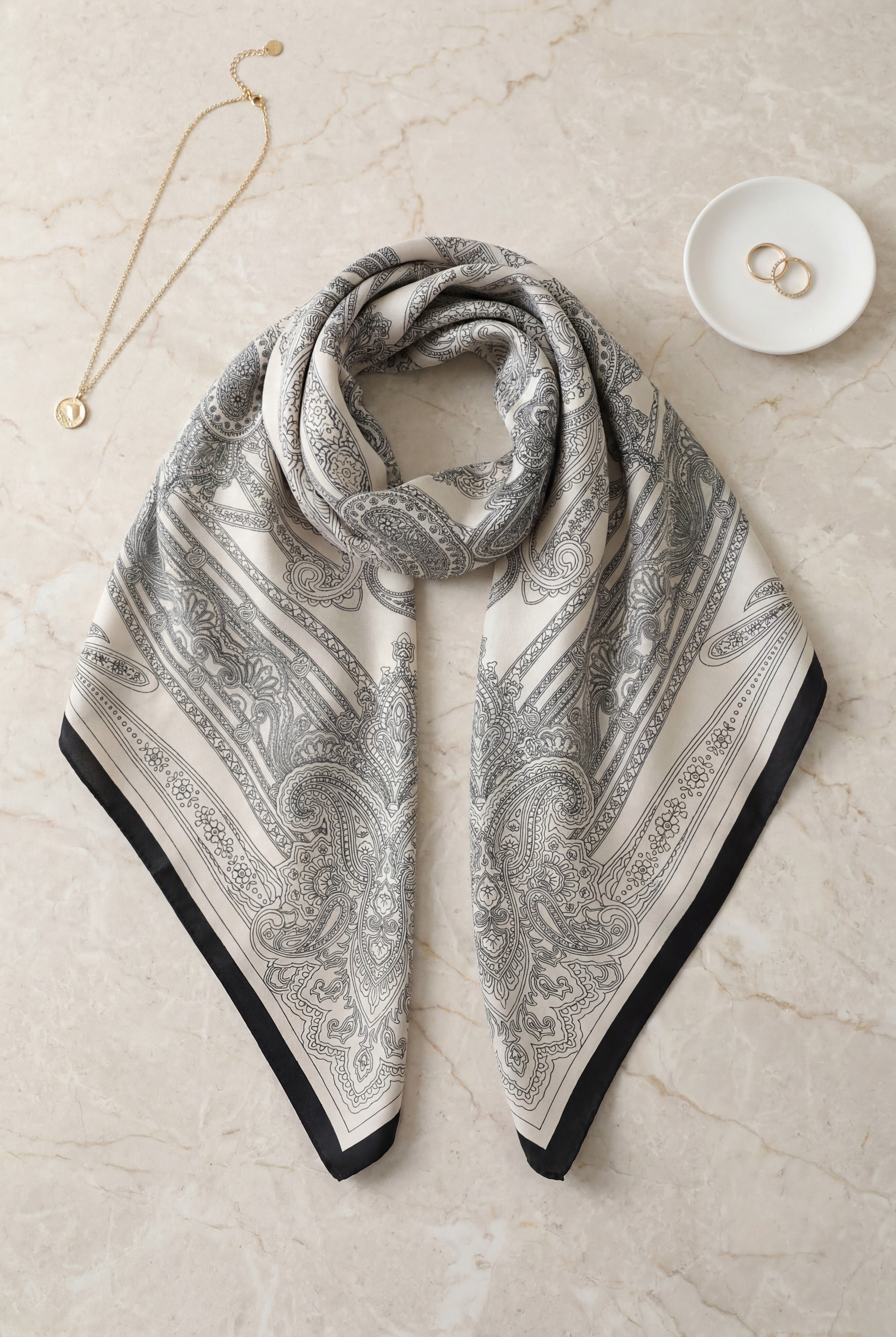 Eskiz Desenli Rayon Eşarp -Bej