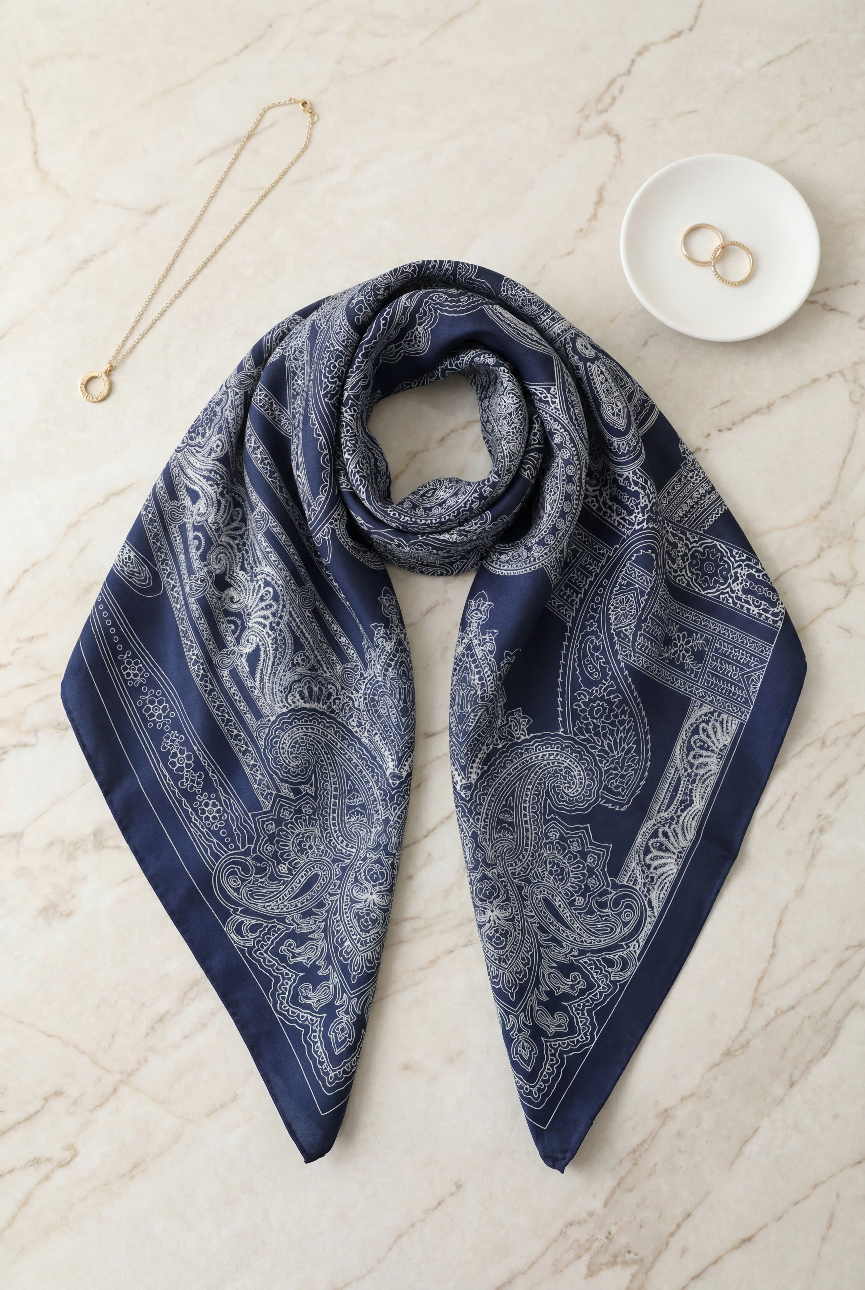 Eskiz Desenli Rayon Eşarp -Lacivert