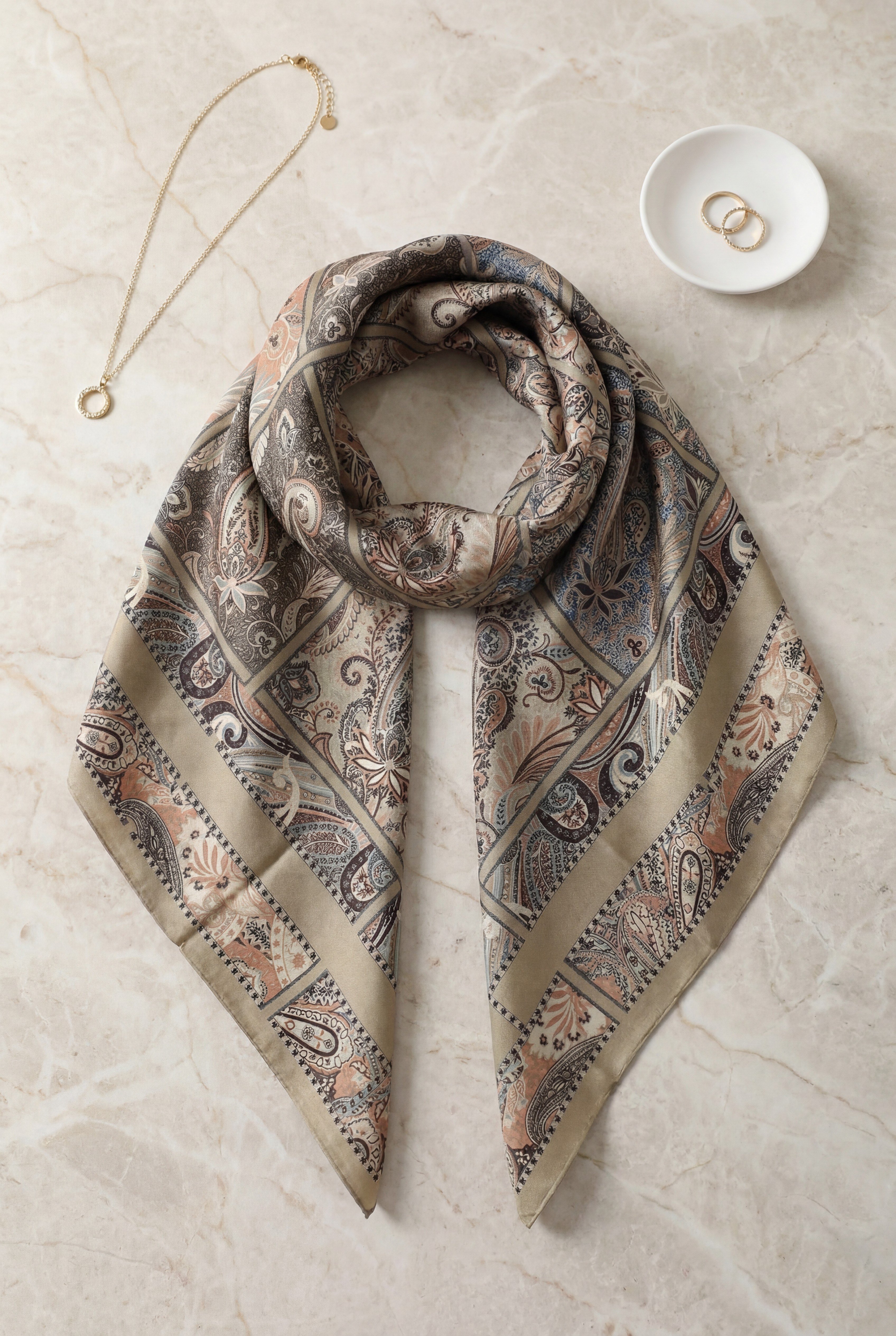 Geometrik Çerçeveli Rayon Eşarp -Yağ Yeşili