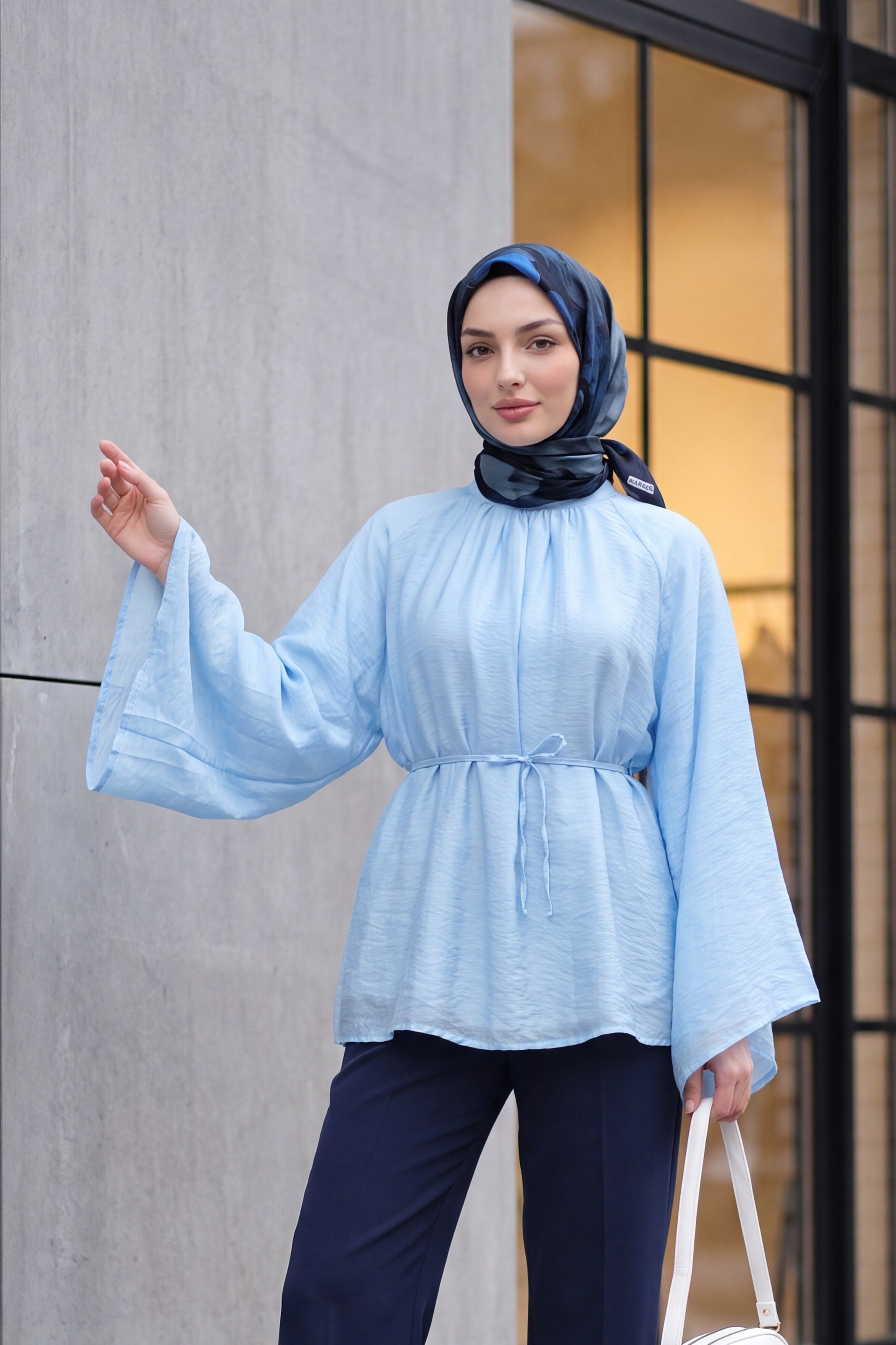 Hakim Yaka Kemerli Astarlı İspanyol Kol Oversize Liyosel Tunik -Bebe Mavi