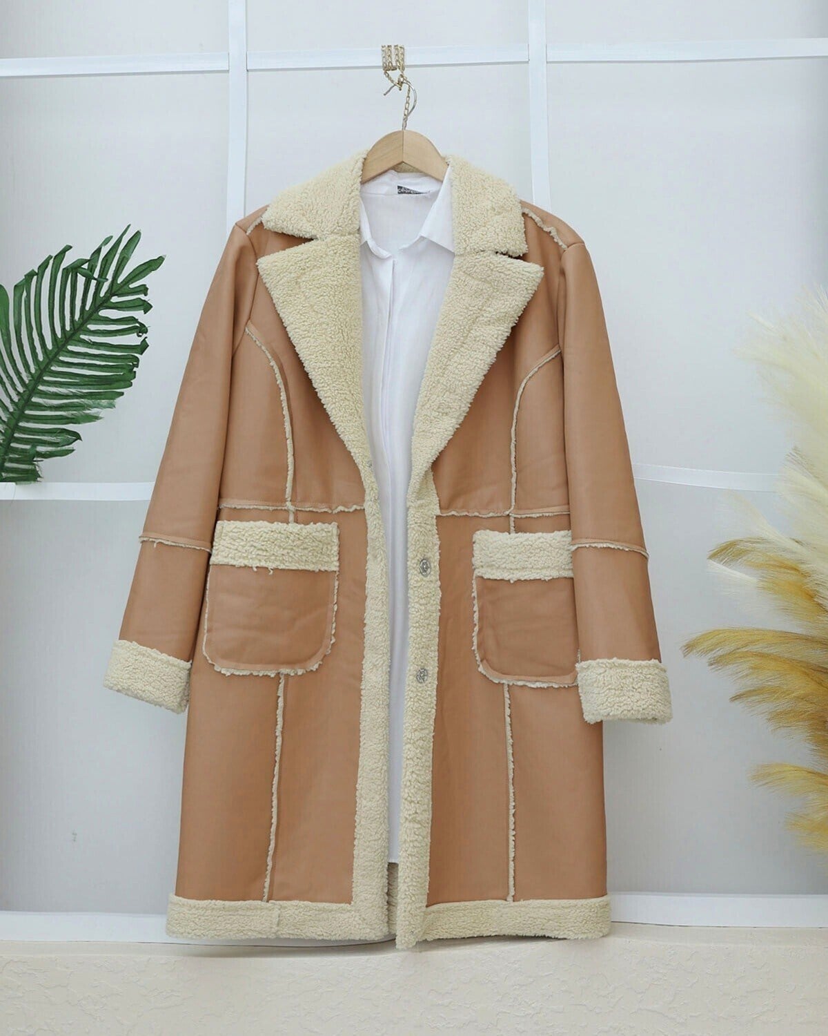 İçi Peluşlu Çıtçıtlı Cepli Deri Mont -Vizon