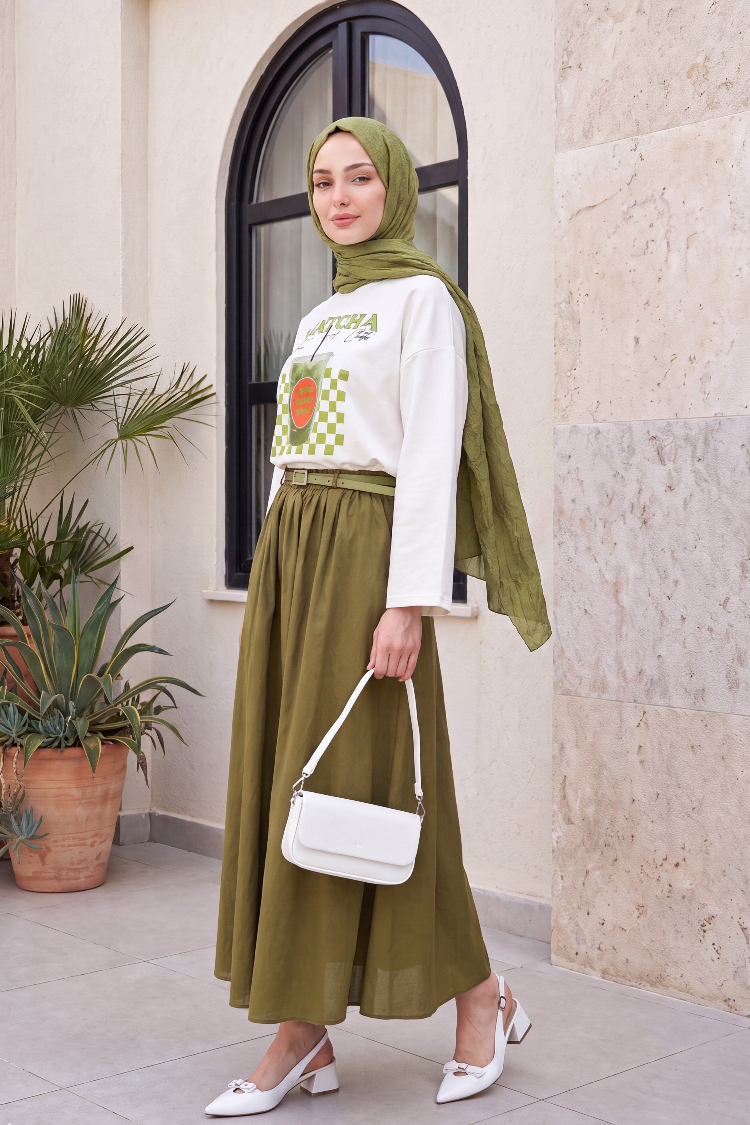 Matcha Baskılı Bisiklet Yaka Oversize 2 İplik Penye Sweatshirt -Ekru