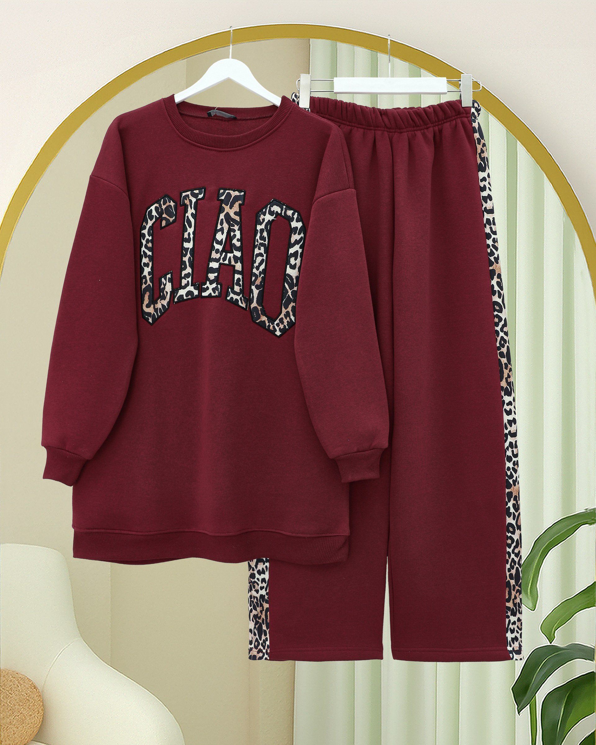 Önü Yazılı Leopar Deseni Detaylı Üç İplik Sweat Takım  -Bordo