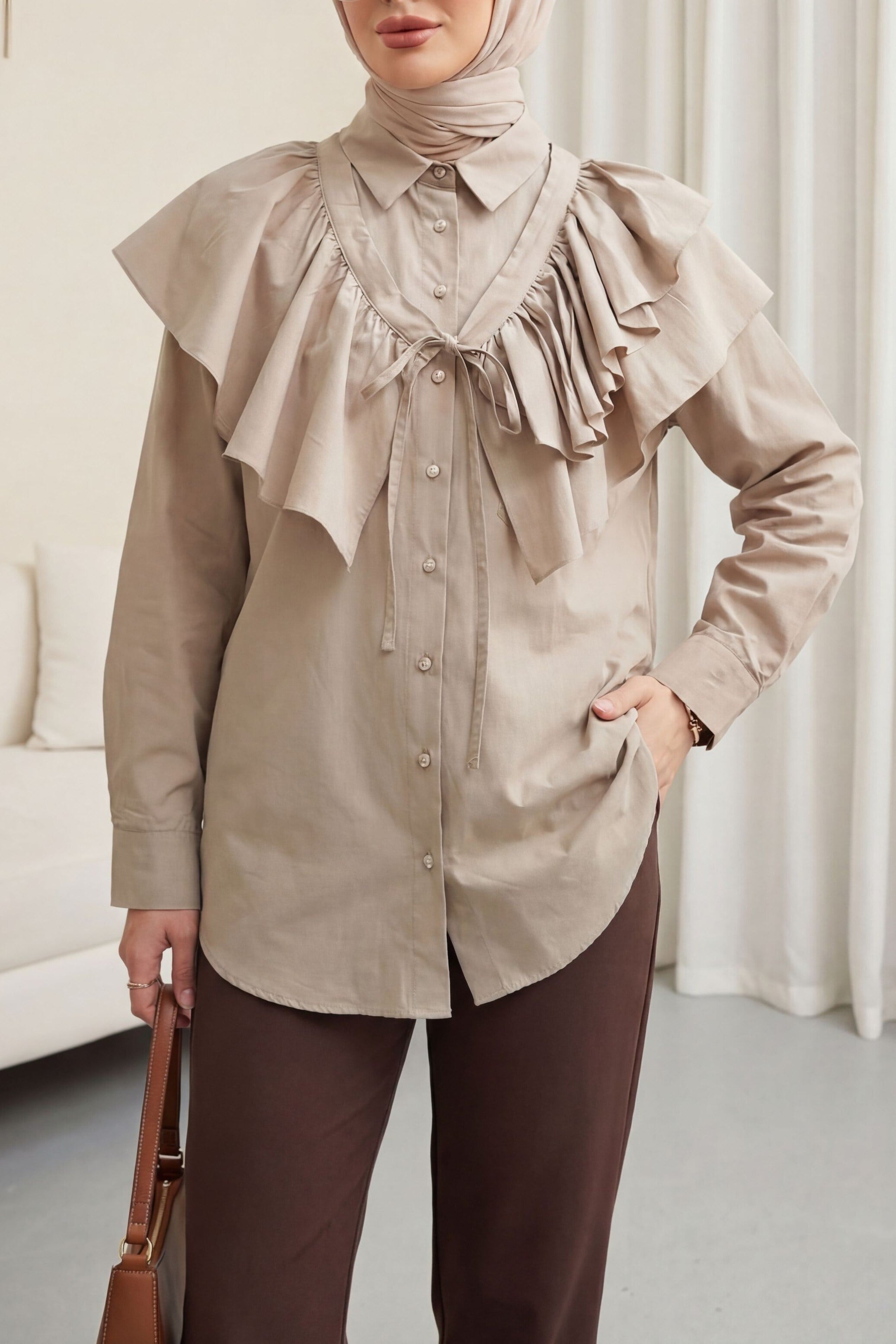Pelerin Detaylı Düğmeli Oval Kesim Poplin Tunik -Taş rengi