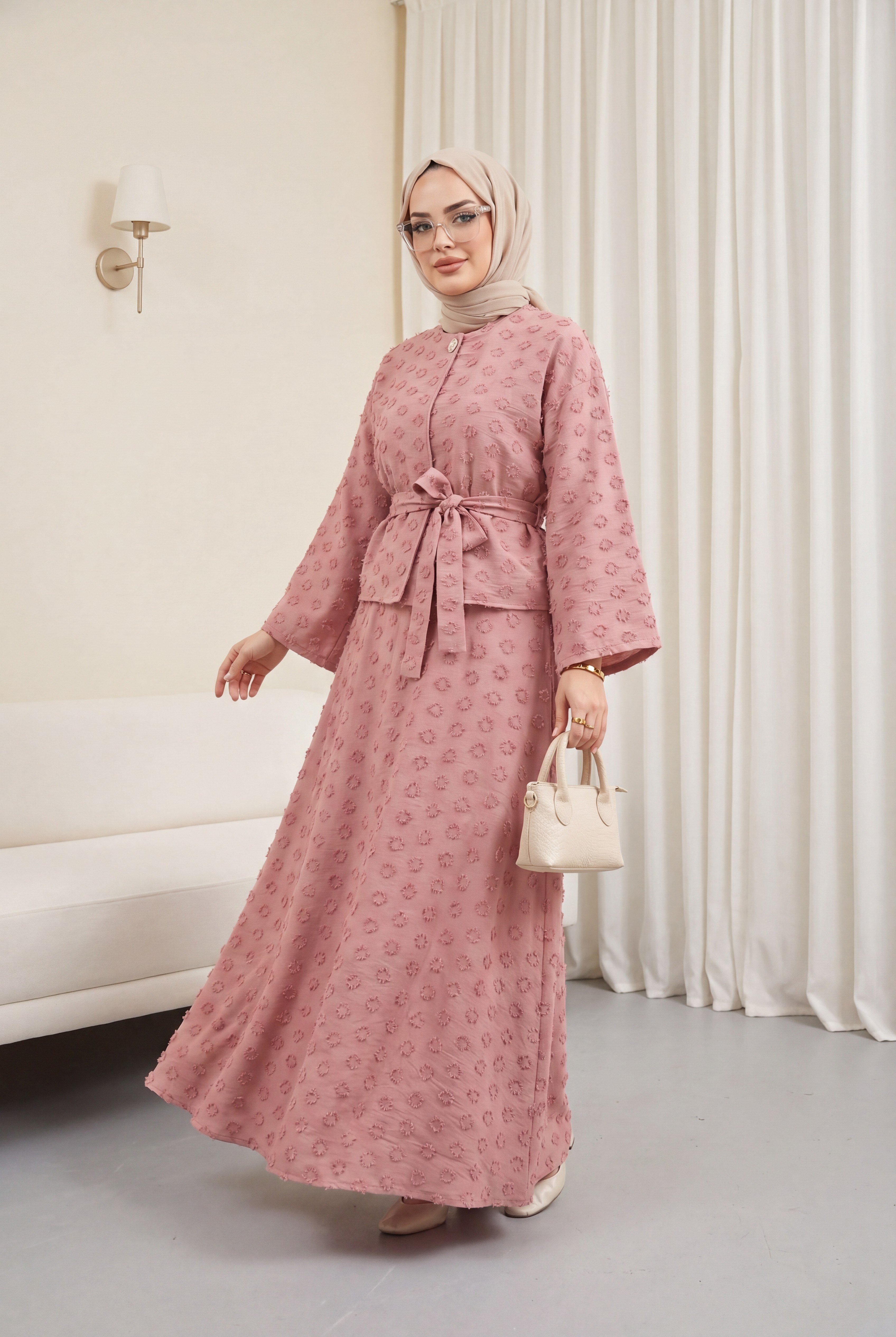 Tek Düğmeli Kabartma Nakışlı Bağlamalı Vual Krep Takım -Pembe