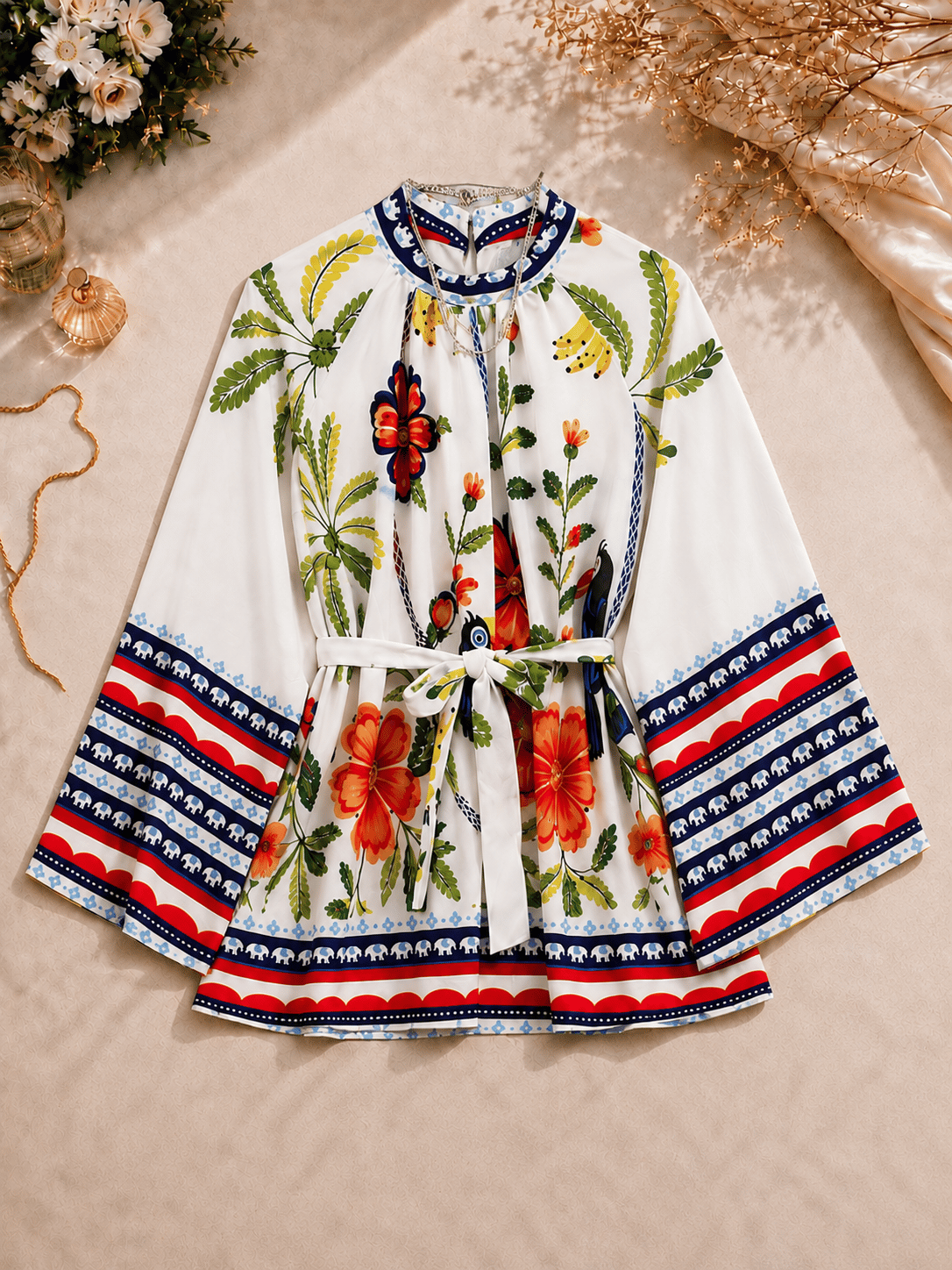 Tropikal Desen Şık Bağcıklı Tunik- Beyaz