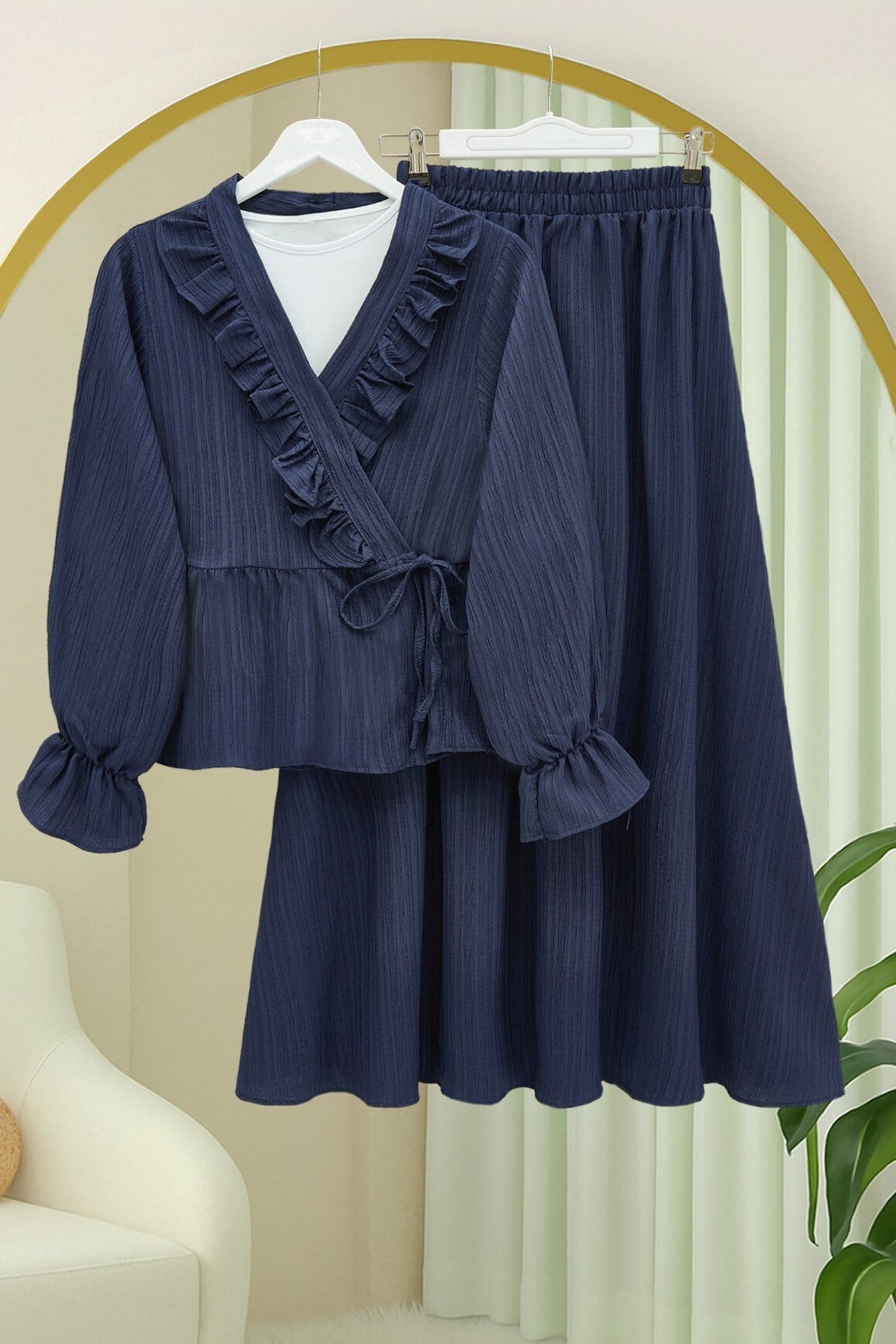 Yakası Fırfırlı Önü Bağlamalı Etekli Kimono Takım  -Laci