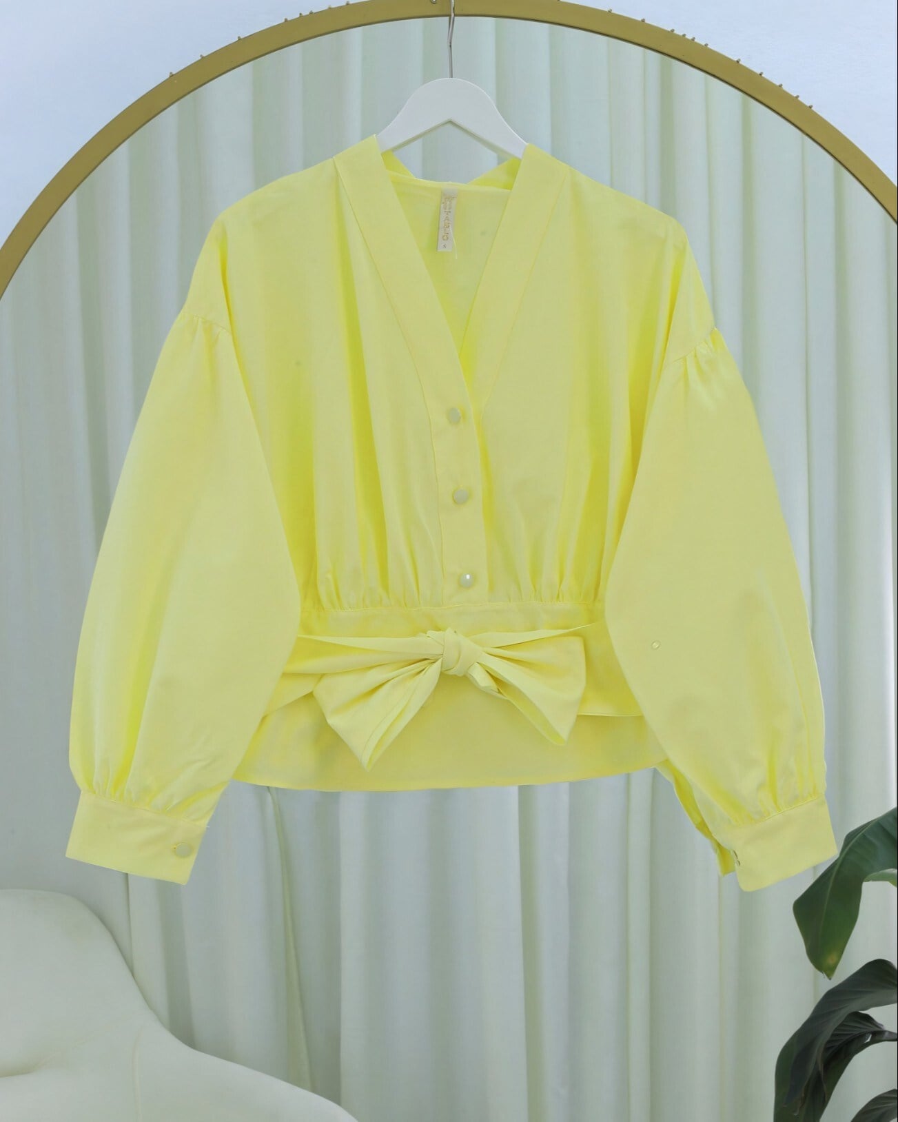 Yarım Düğmeli Beli Kuşaklı Poplin Gömlek -Açık Sarı