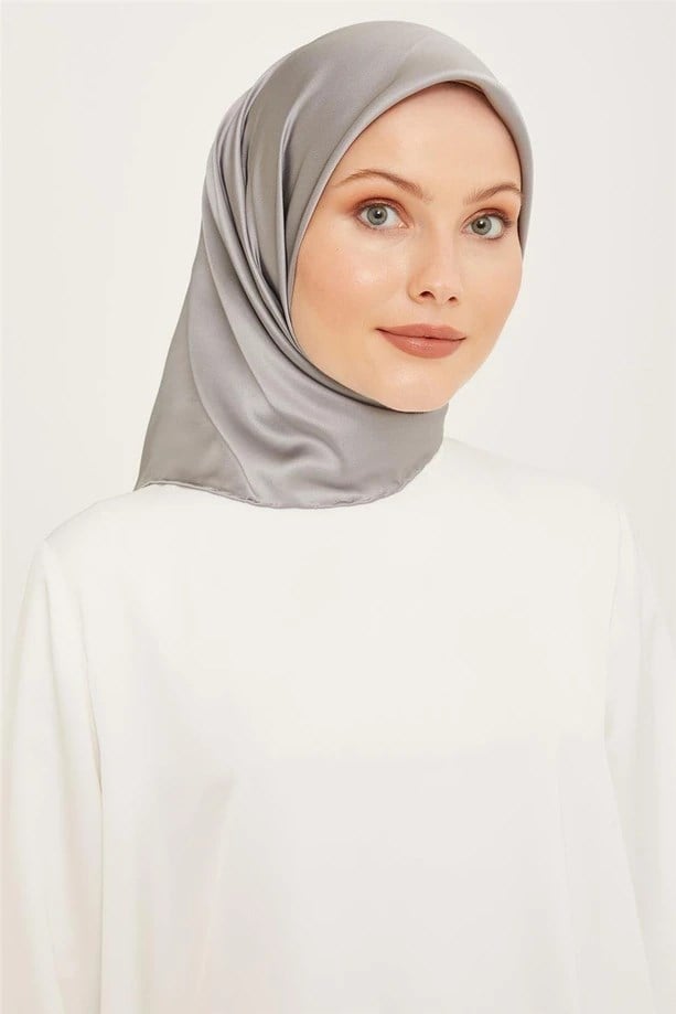 ARMİNE Sura İpek Eşarp