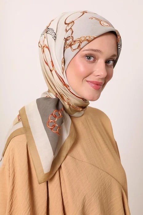 FLORAL EŞARP -ALTIN KEHRİBAR
