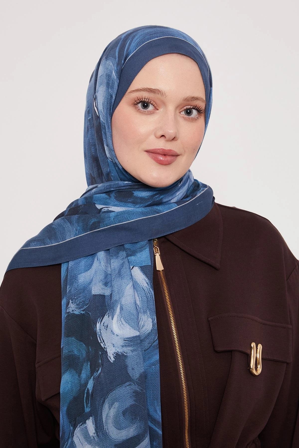 LUVENSARA DESENLİ İPEK ŞAL - MİSTİK MAVİ