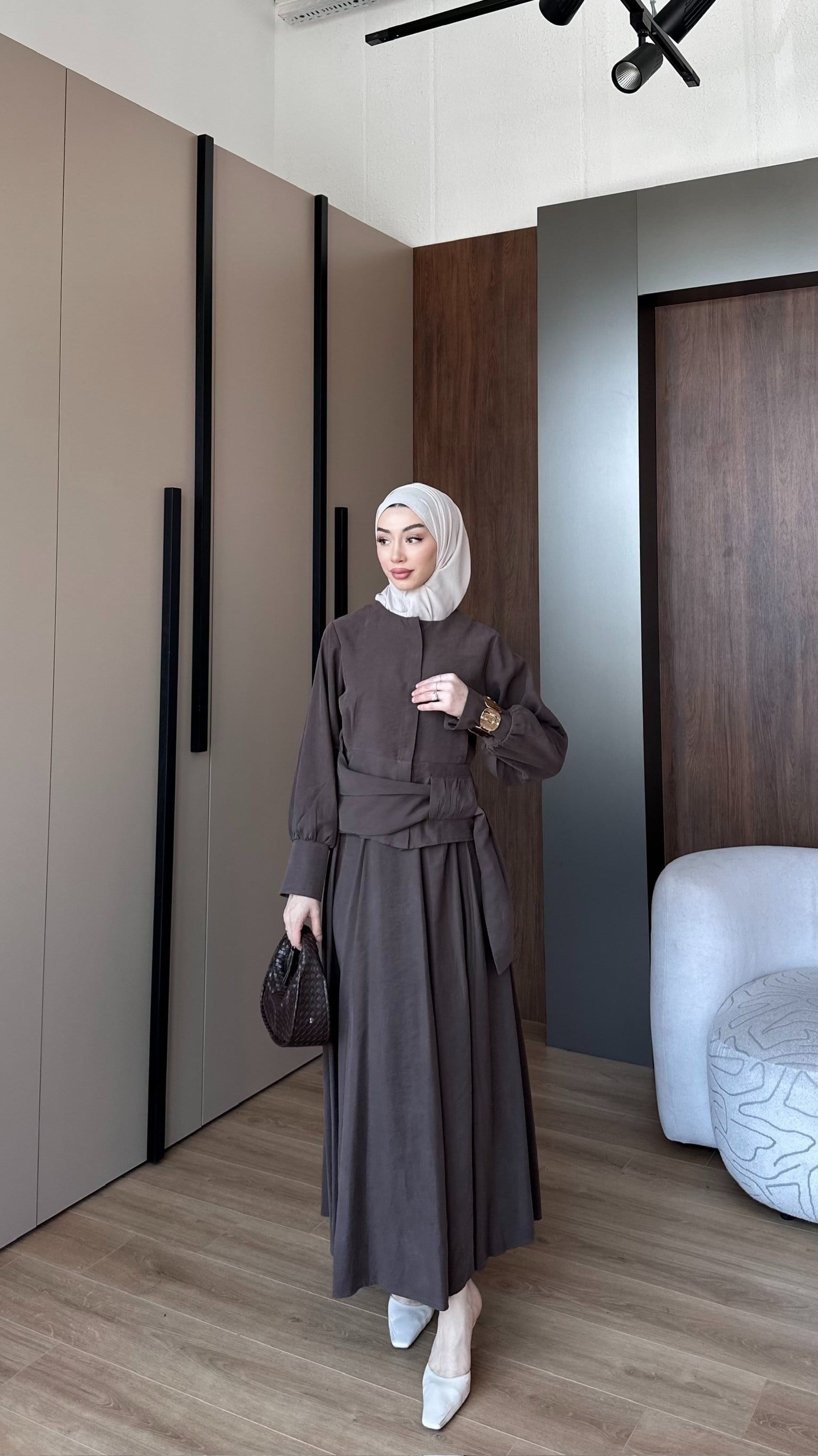 Loresa eteği Kemerli Takım